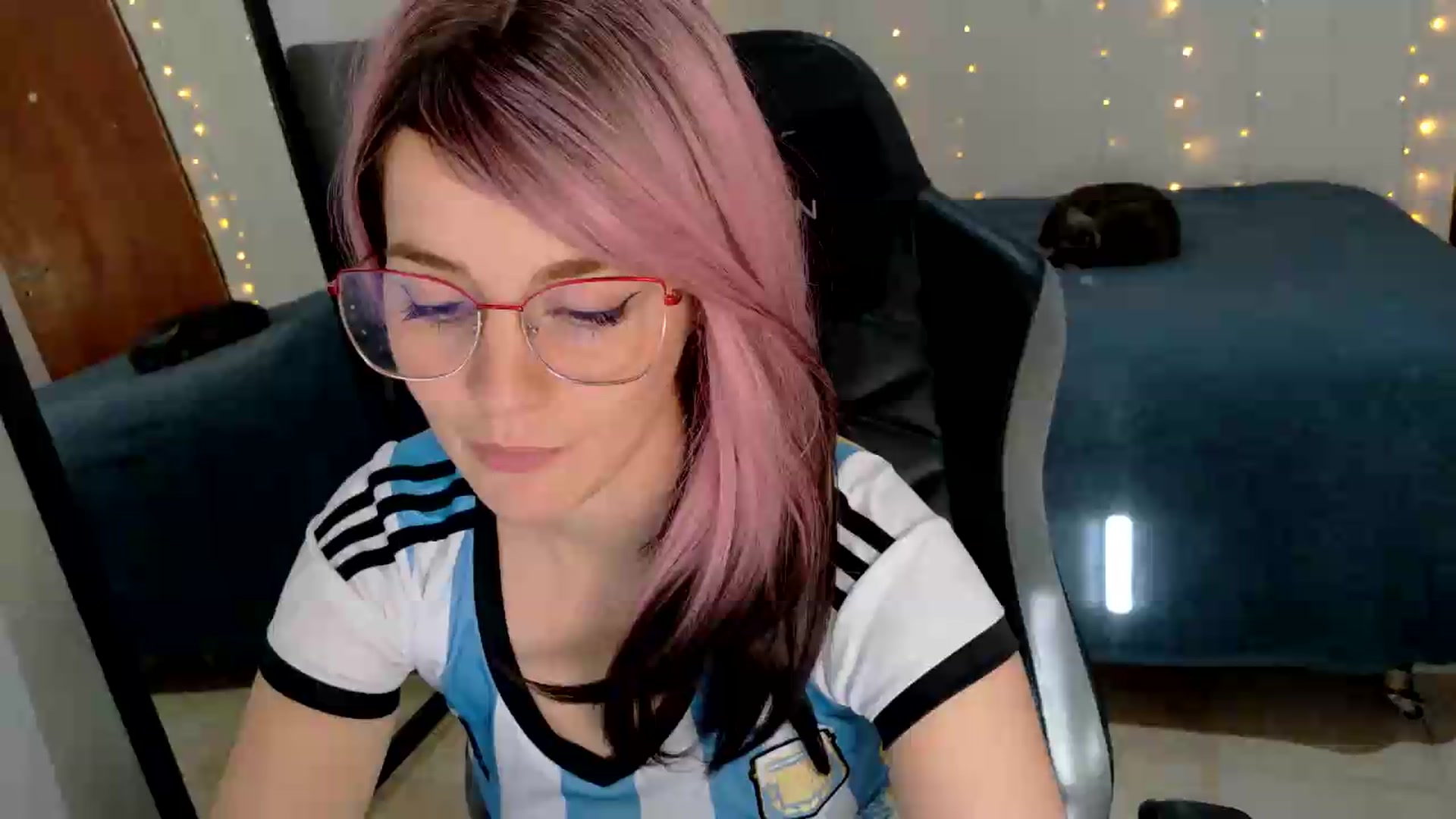 Gallery image thumbnail from Zefyra1's myfreecams stream on, 07/07/2026, 18:47 image 5 of 20