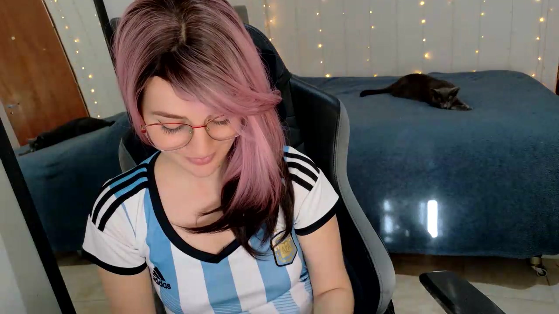Gallery image thumbnail from Zefyra1's myfreecams stream on, 07/07/2026, 18:47 image 2 of 20