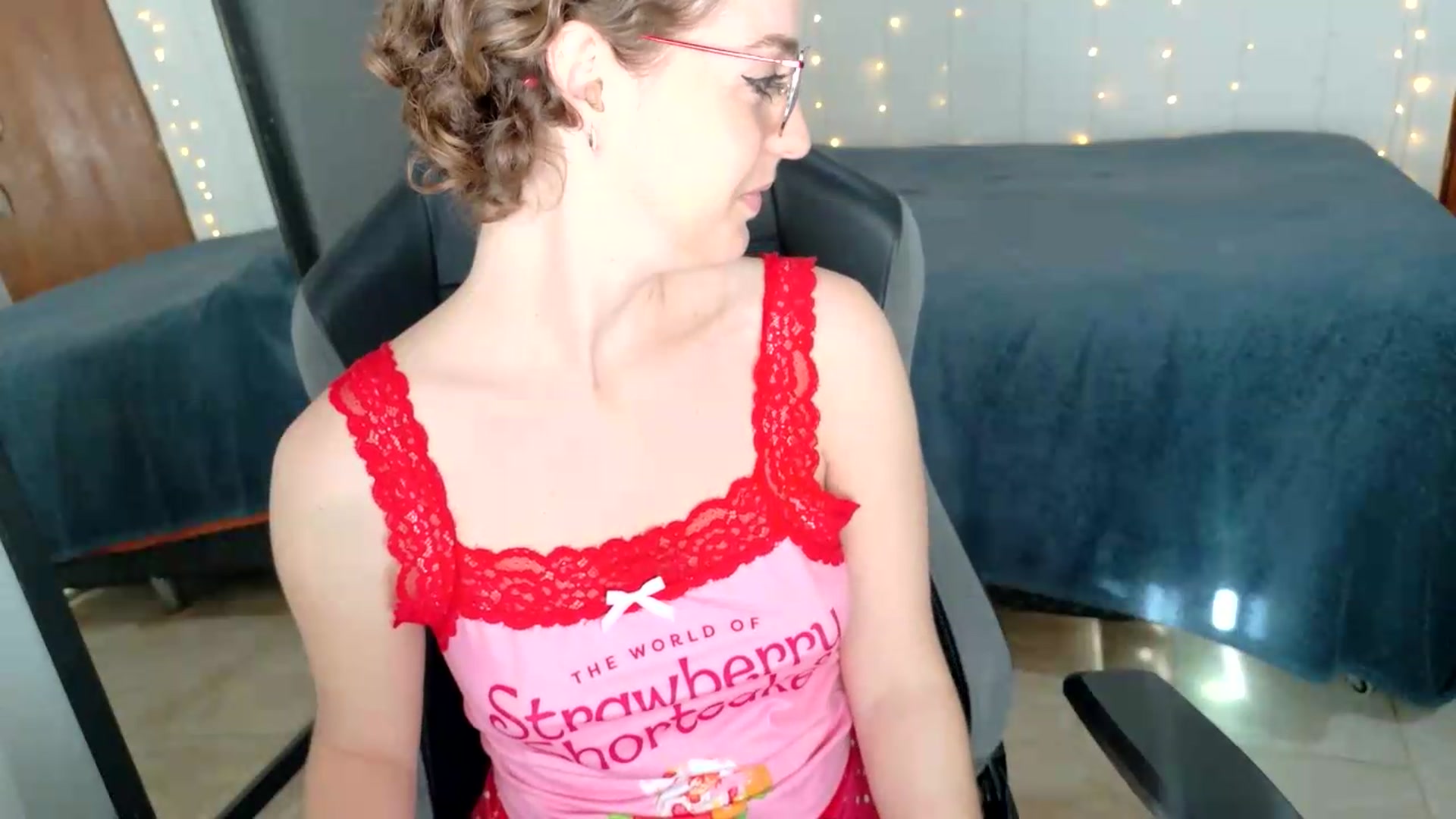 Gallery image thumbnail from Zefyra1's myfreecams stream on, 07/22/2026, 18:09 image 15 of 20