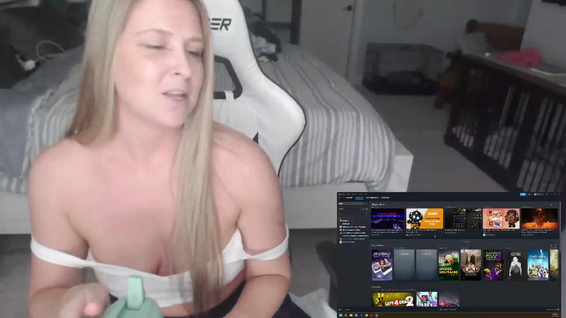 Gallery image thumbnail from ZenZoey's myfreecams stream on, 01/14/2025, 19:13 image 15 of 20