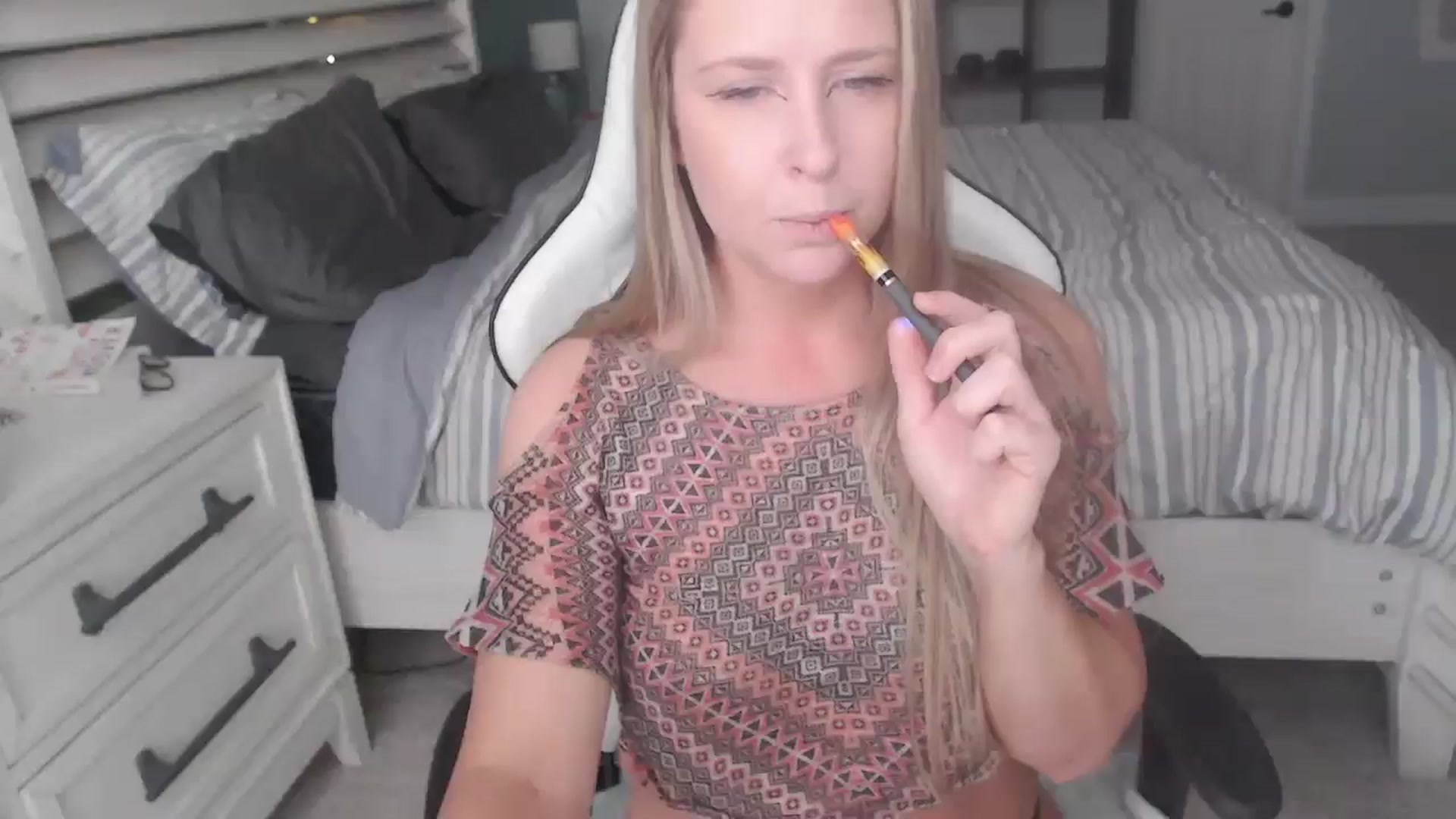 Gallery image thumbnail from ZenZoey's myfreecams stream on, 01/15/2025, 17:19 image 17 of 20