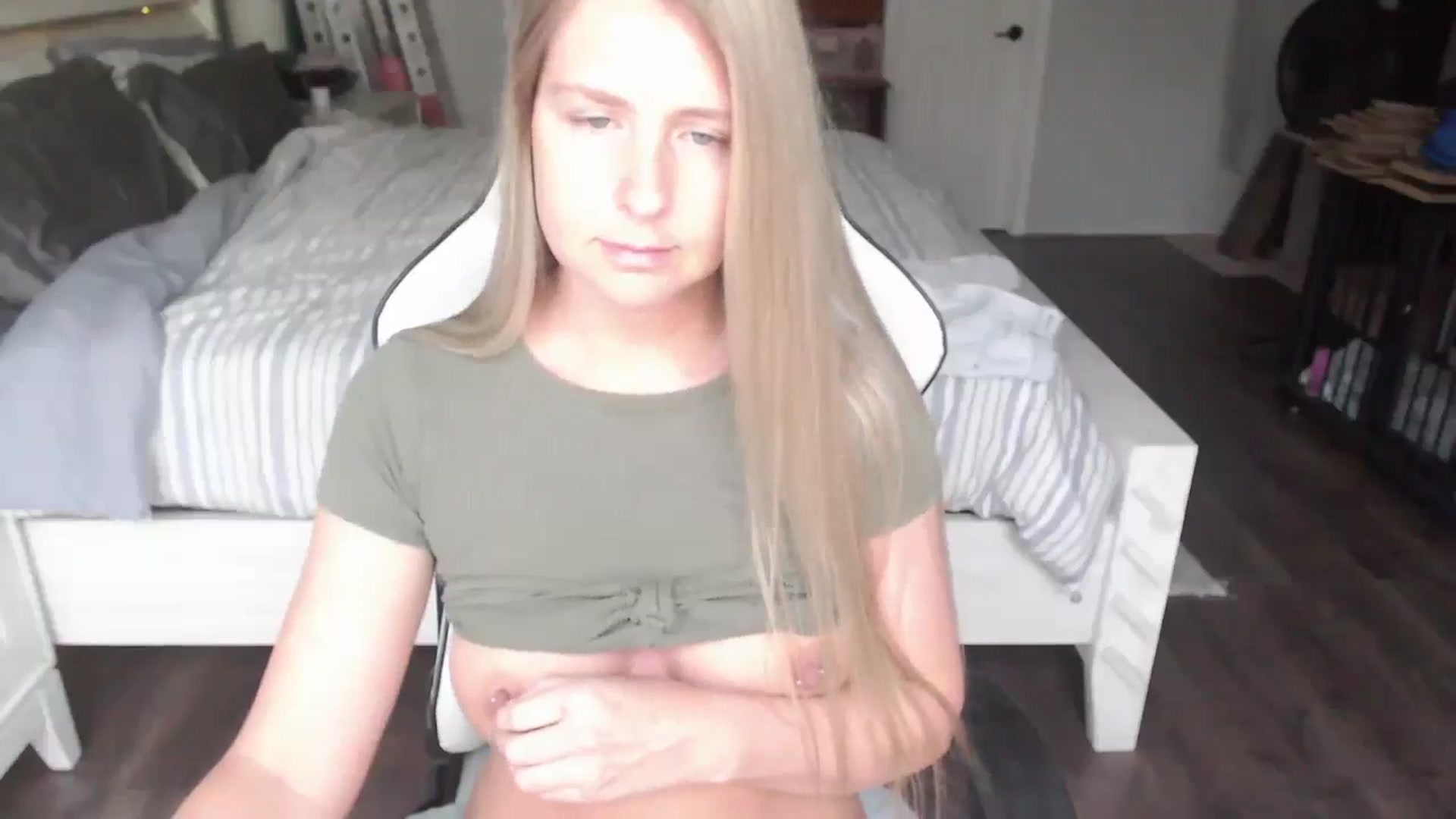 Gallery image thumbnail from ZenZoey's myfreecams stream on, 06/03/2025, 16:01 image 11 of 20