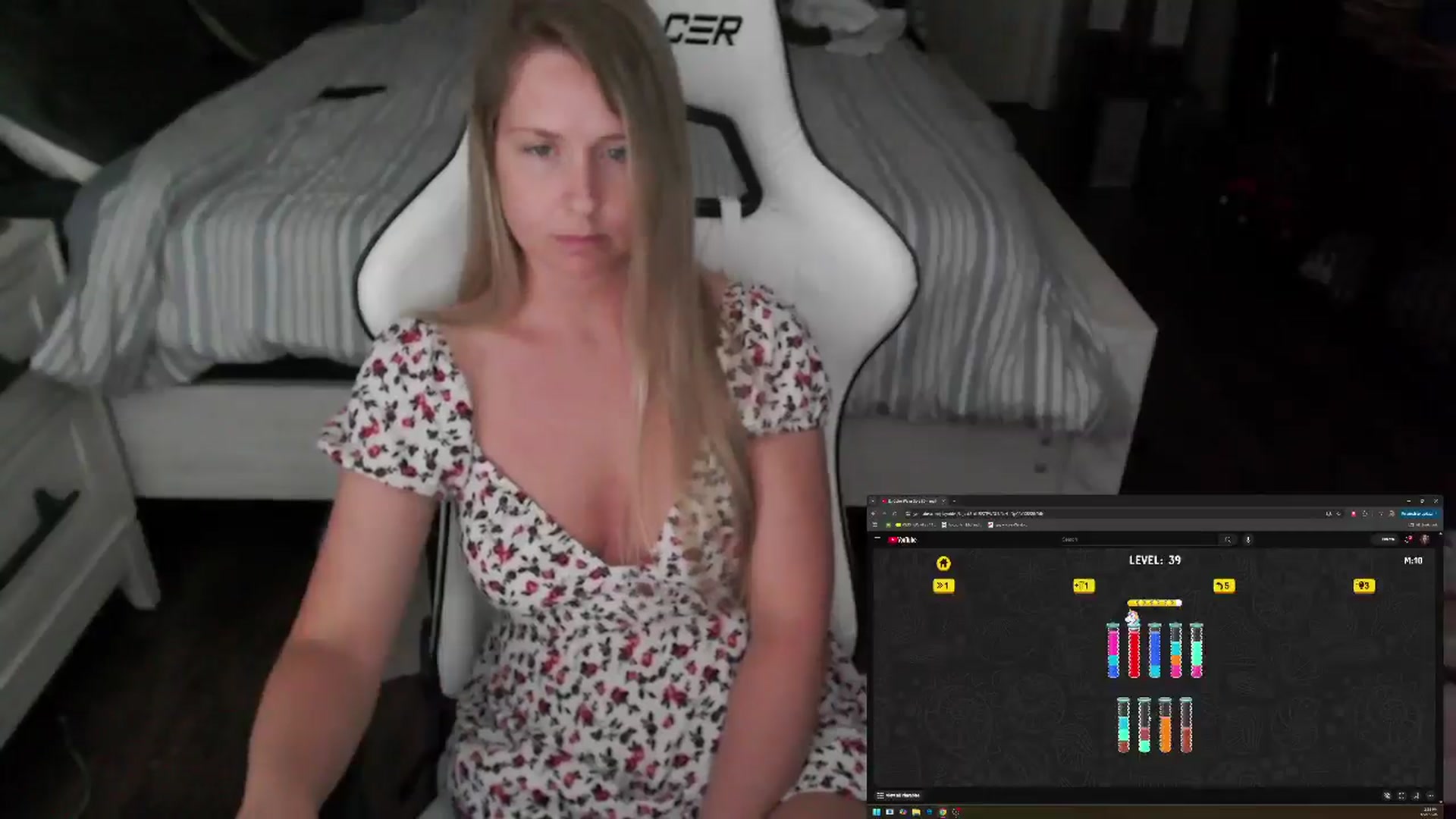 Gallery image thumbnail from ZenZoey's myfreecams stream on, 06/23/2025, 20:15 image 4 of 20
