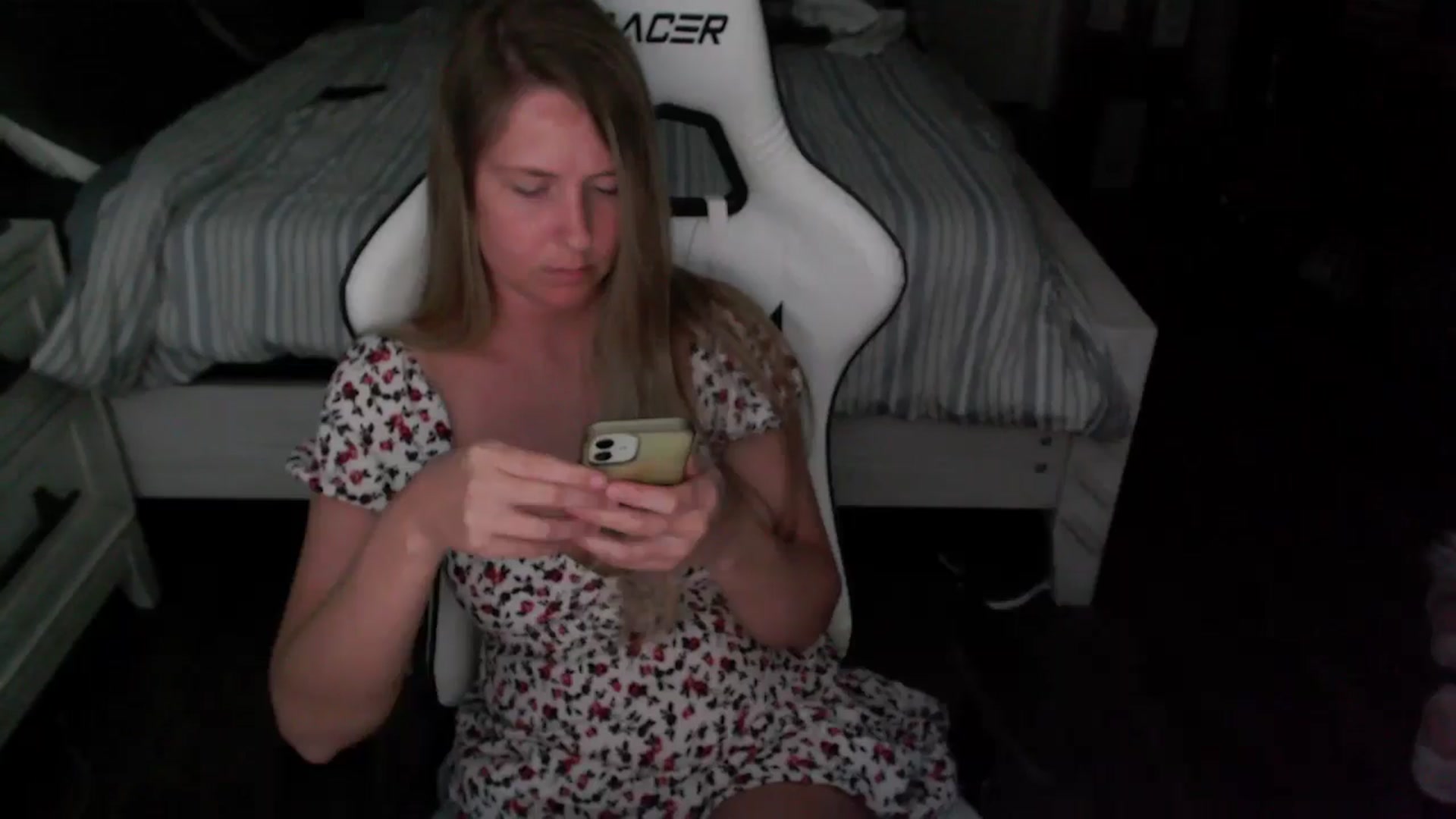 Gallery image thumbnail from ZenZoey's myfreecams stream on, 06/23/2025, 20:15 image 14 of 20