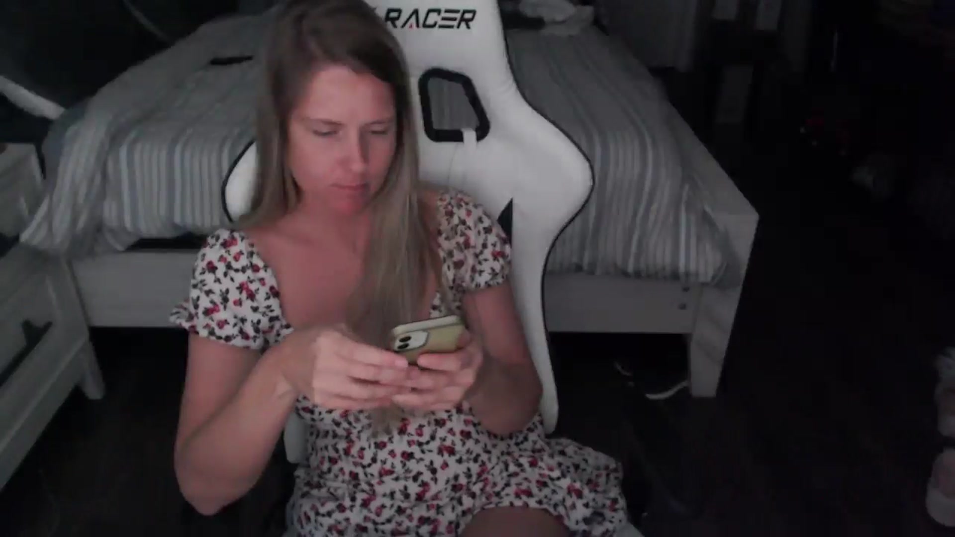 Gallery image thumbnail from ZenZoey's myfreecams stream on, 06/23/2025, 20:29 image 11 of 20