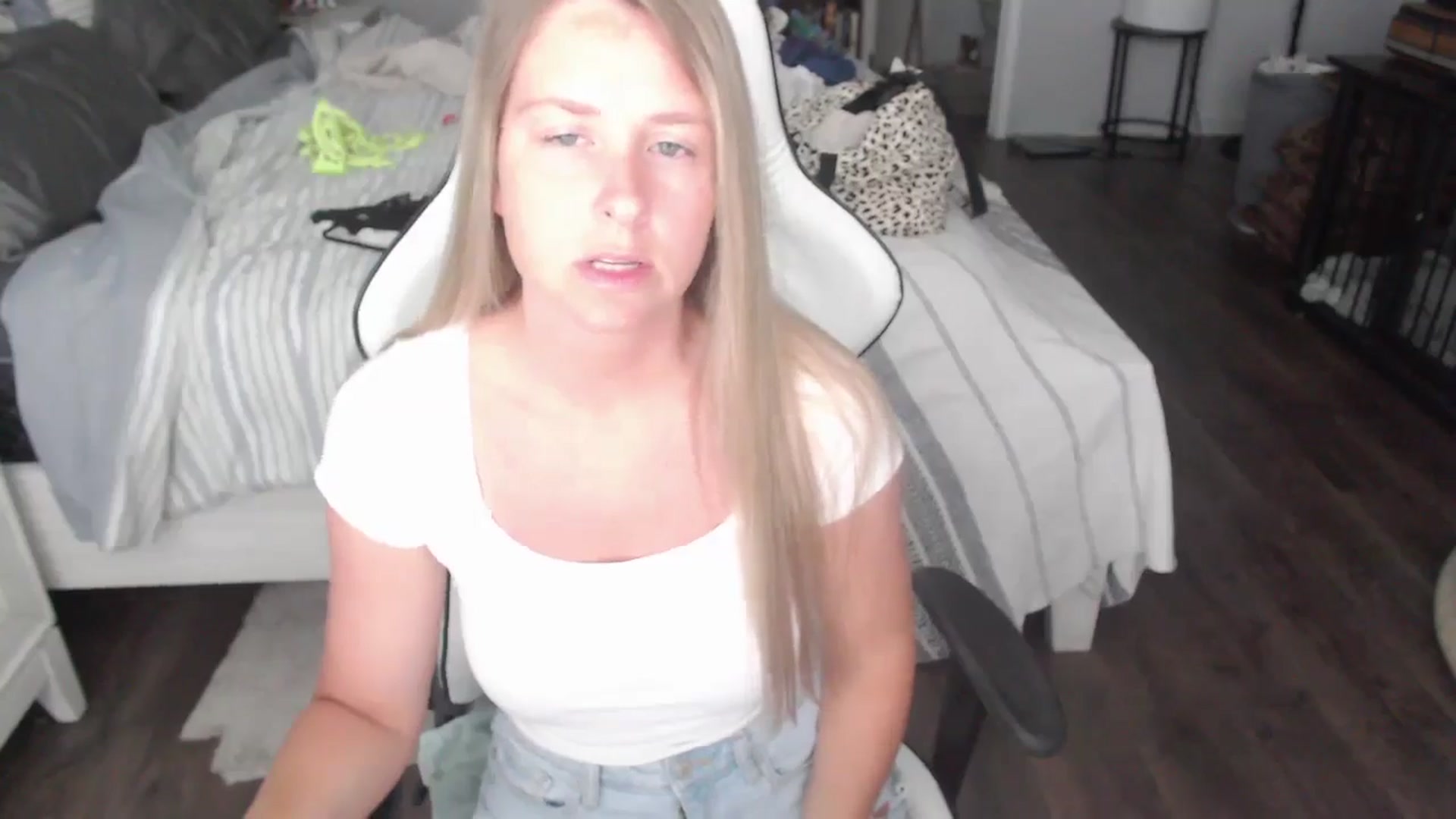 Gallery image thumbnail from ZenZoey's myfreecams stream on, 07/07/2025, 15:47 image 2 of 20