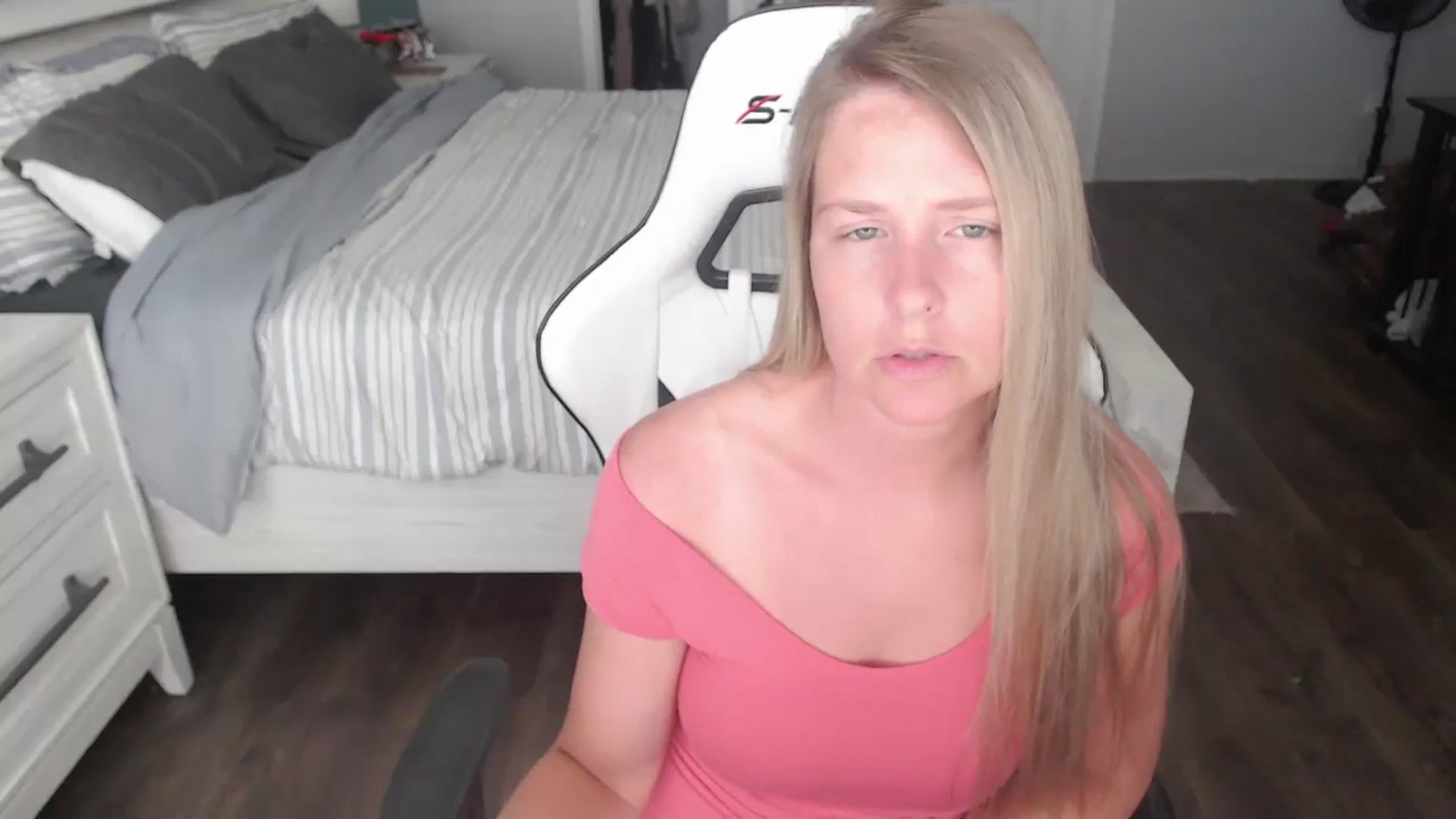 Gallery image thumbnail from ZenZoey's myfreecams stream on, 07/11/2025, 15:58 image 2 of 20
