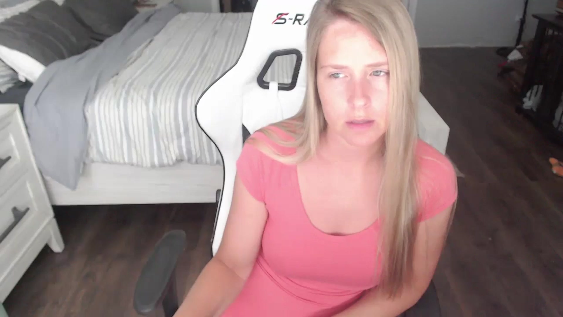 Gallery image thumbnail from ZenZoey's myfreecams stream on, 07/11/2025, 15:58 image 18 of 20