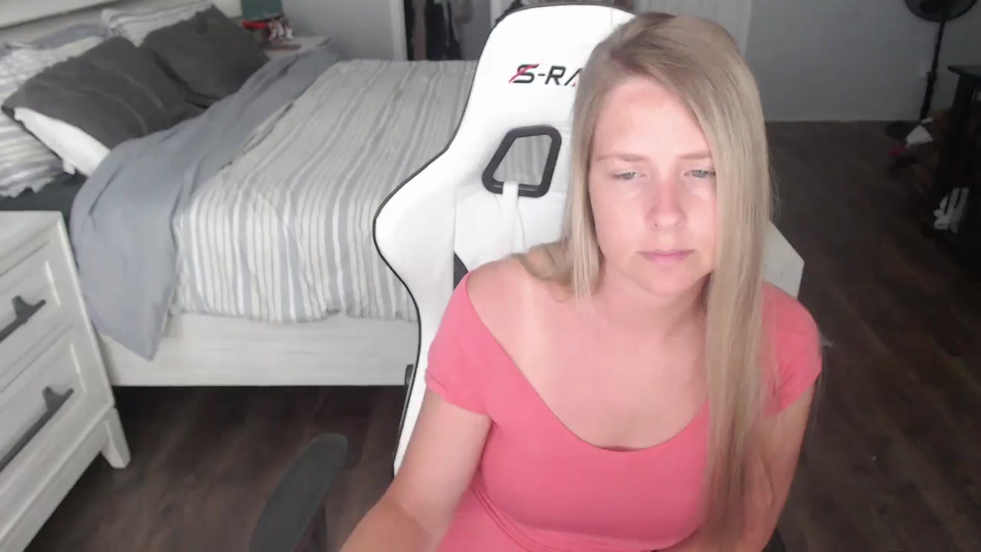 Gallery image thumbnail from ZenZoey's myfreecams stream on, 07/11/2025, 15:58 image 3 of 20