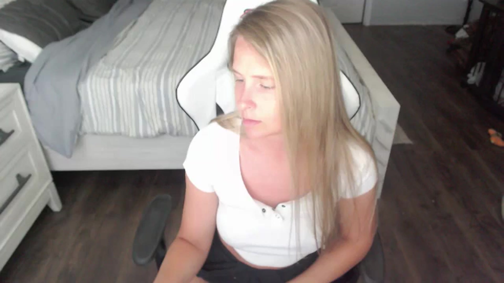 Gallery image thumbnail from ZenZoey's myfreecams stream on, 07/11/2025, 18:14 image 8 of 20