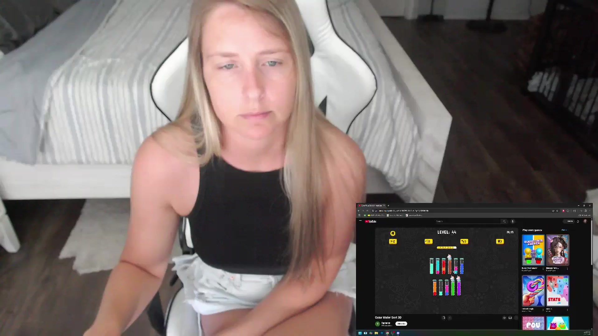 Gallery image thumbnail from ZenZoey's myfreecams stream on, 07/14/2025, 17:57 image 3 of 20
