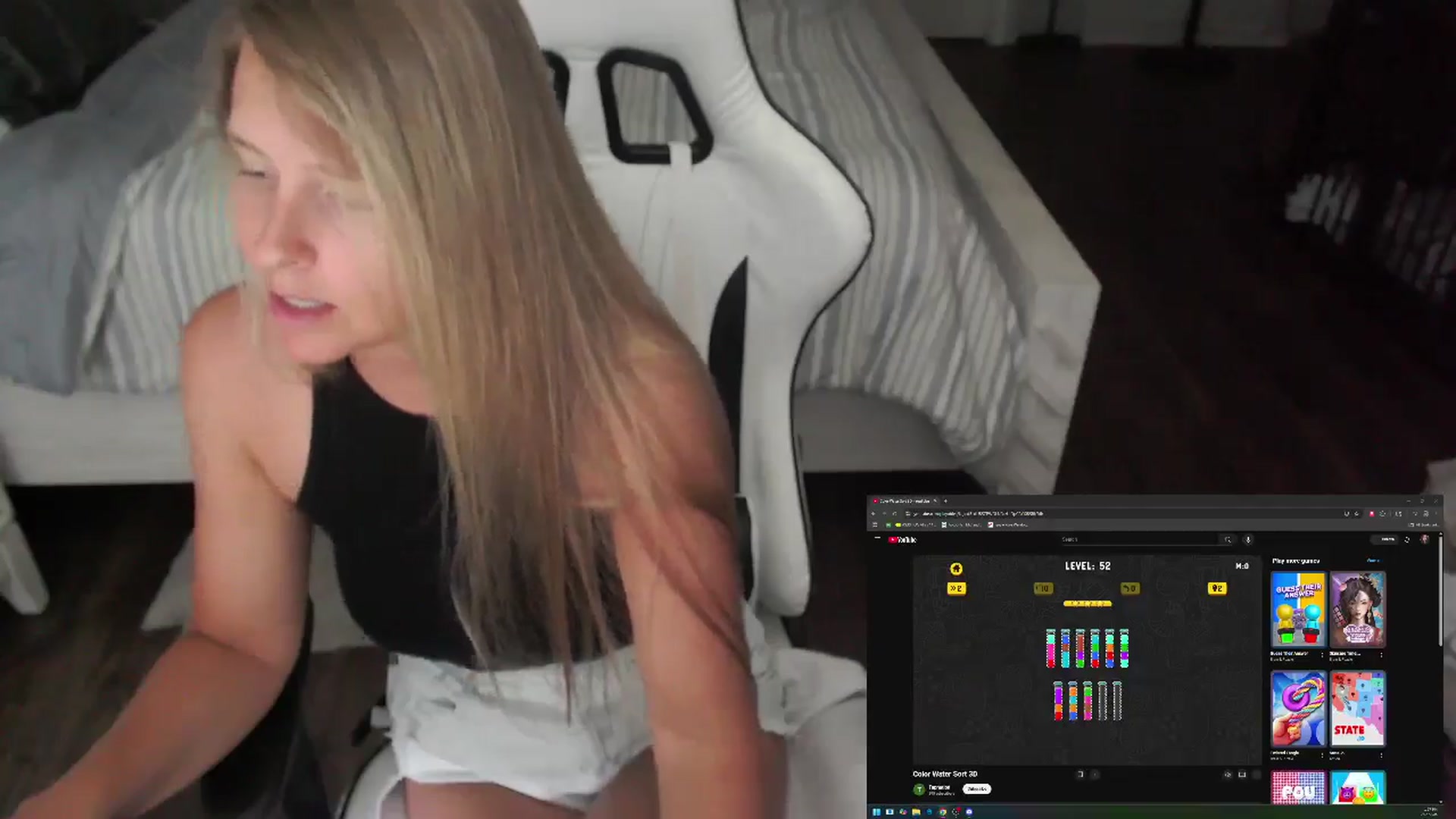 Gallery image thumbnail from ZenZoey's myfreecams stream on, 07/14/2025, 18:35 image 15 of 20