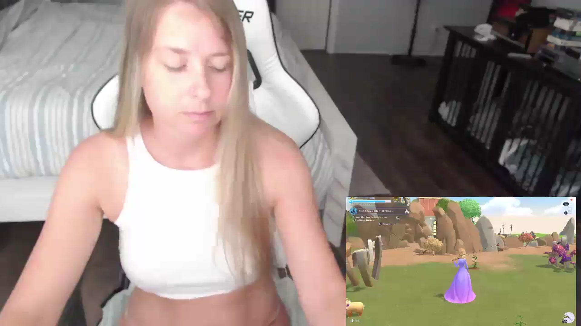 Gallery image thumbnail from ZenZoey's myfreecams stream on, 07/23/2025, 17:20 image 20 of 20