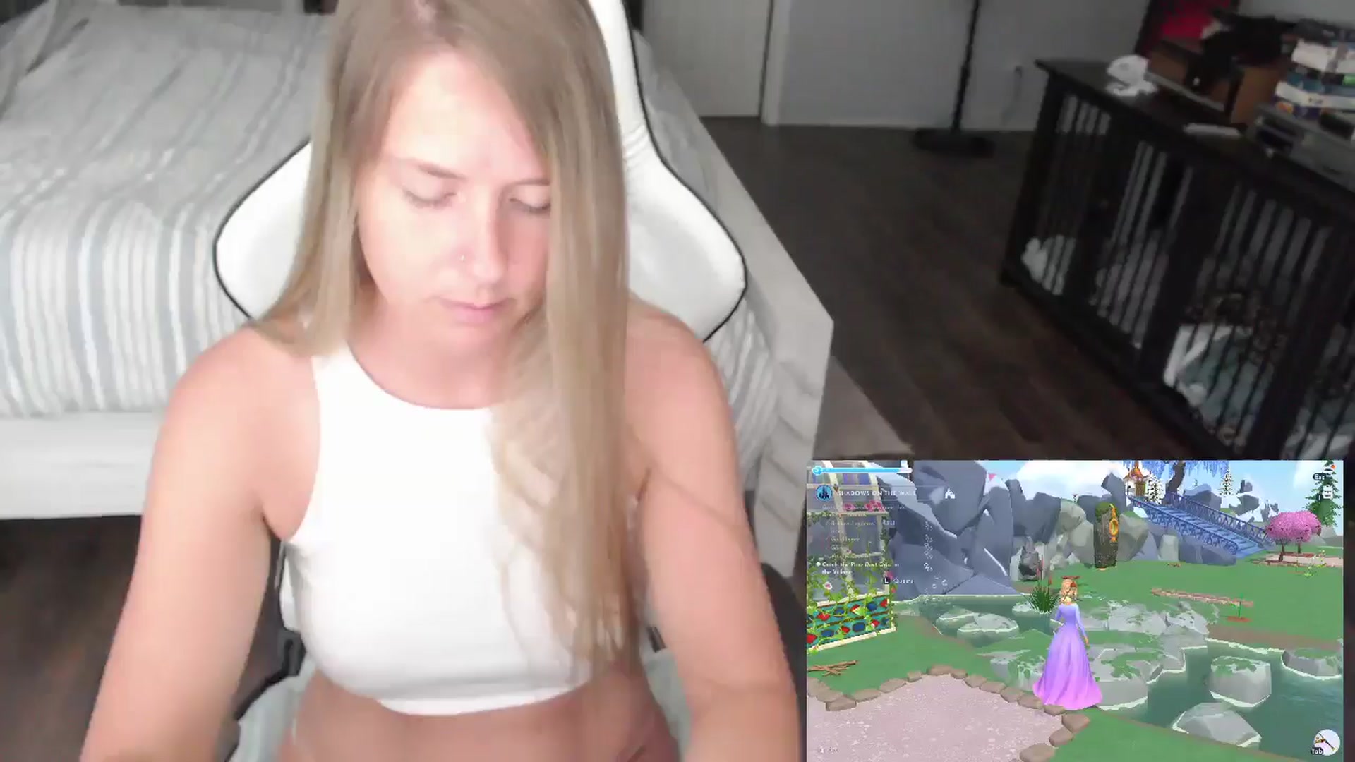 Gallery image thumbnail from ZenZoey's myfreecams stream on, 07/23/2025, 17:20 image 14 of 20