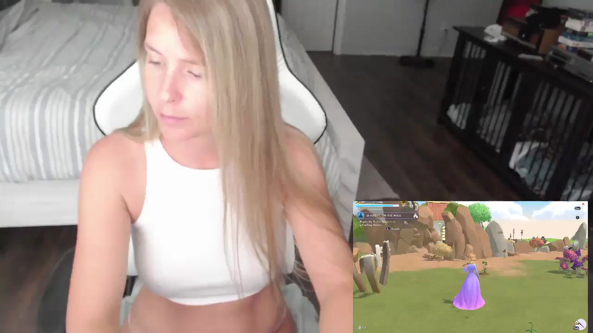 Gallery image thumbnail from ZenZoey's myfreecams stream on, 07/23/2025, 17:20 image 18 of 20