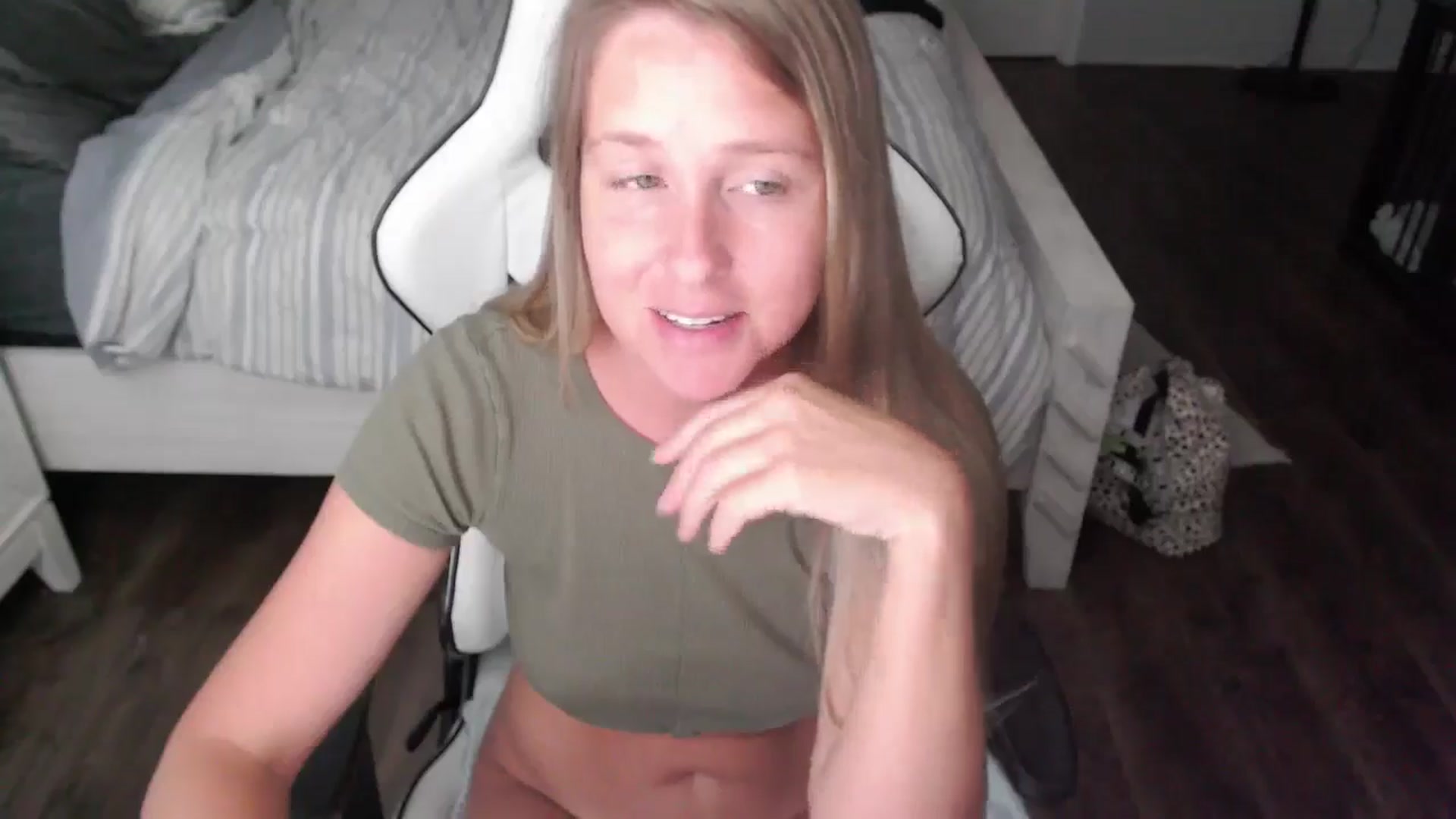 Gallery image thumbnail from ZenZoey's myfreecams stream on, 07/23/2025, 21:24 image 17 of 20