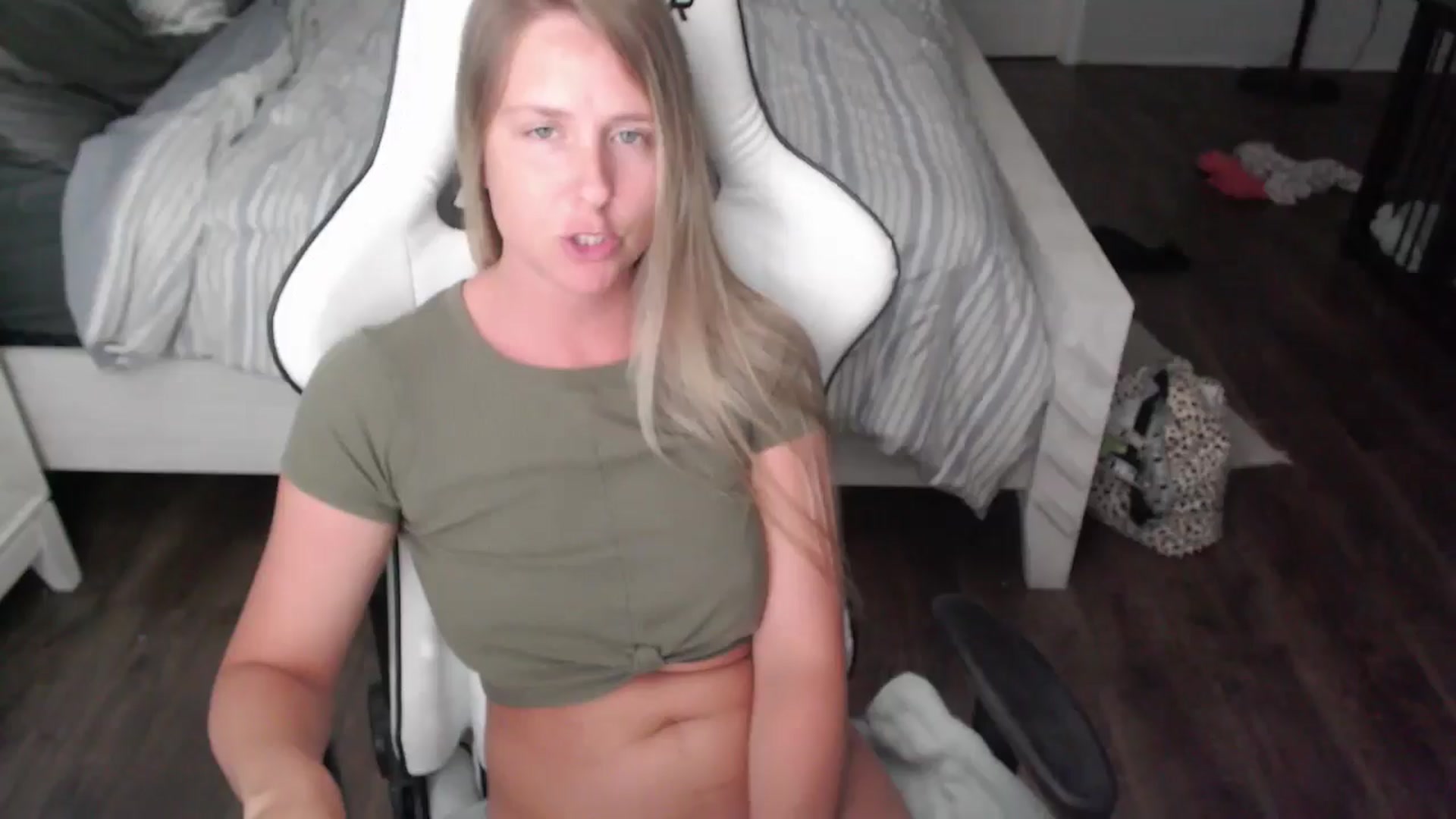 Gallery image thumbnail from ZenZoey's myfreecams stream on, 07/23/2025, 21:24 image 16 of 20