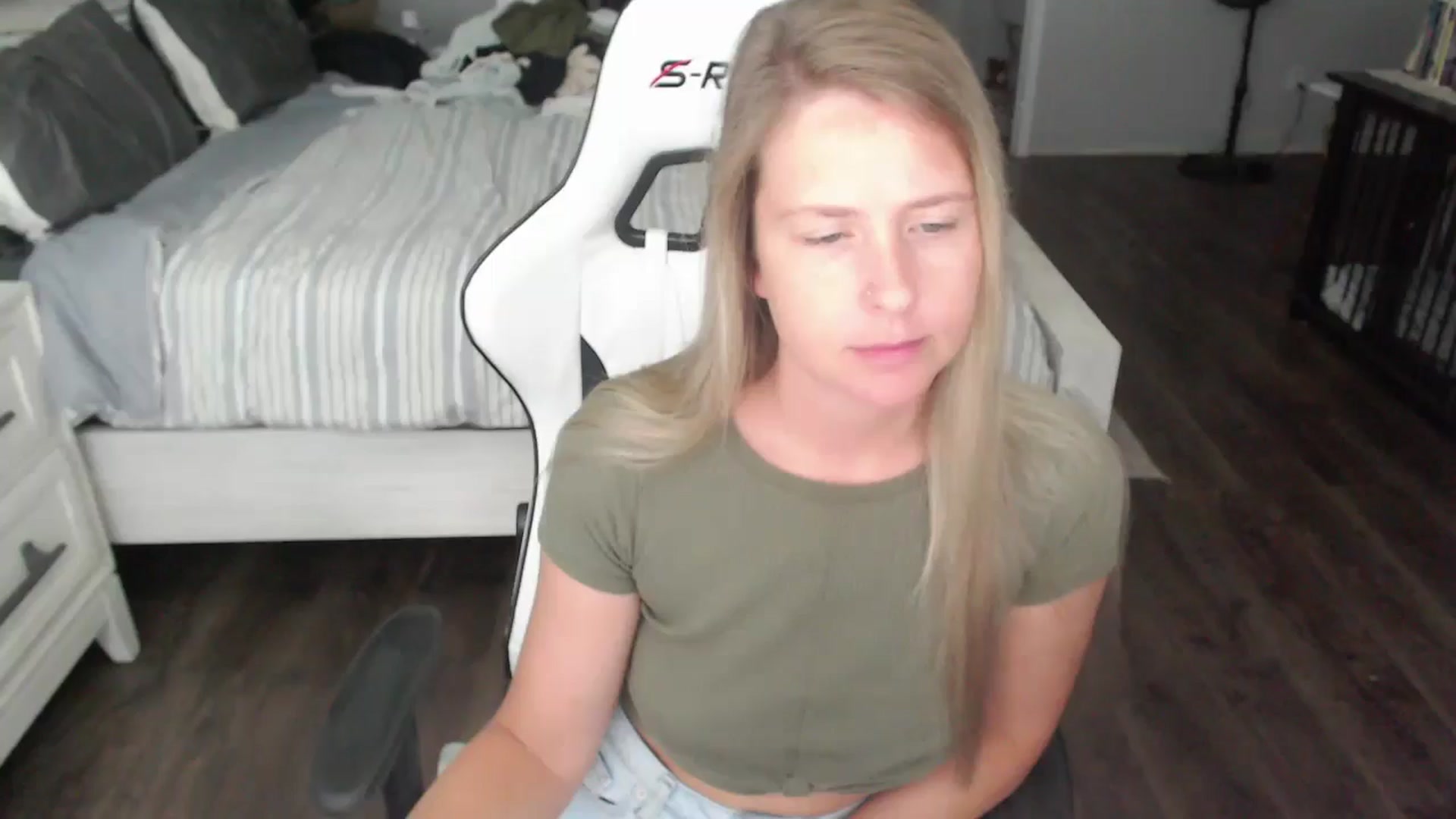 Gallery image thumbnail from ZenZoey's myfreecams stream on, 07/30/2025, 18:43 image 3 of 20