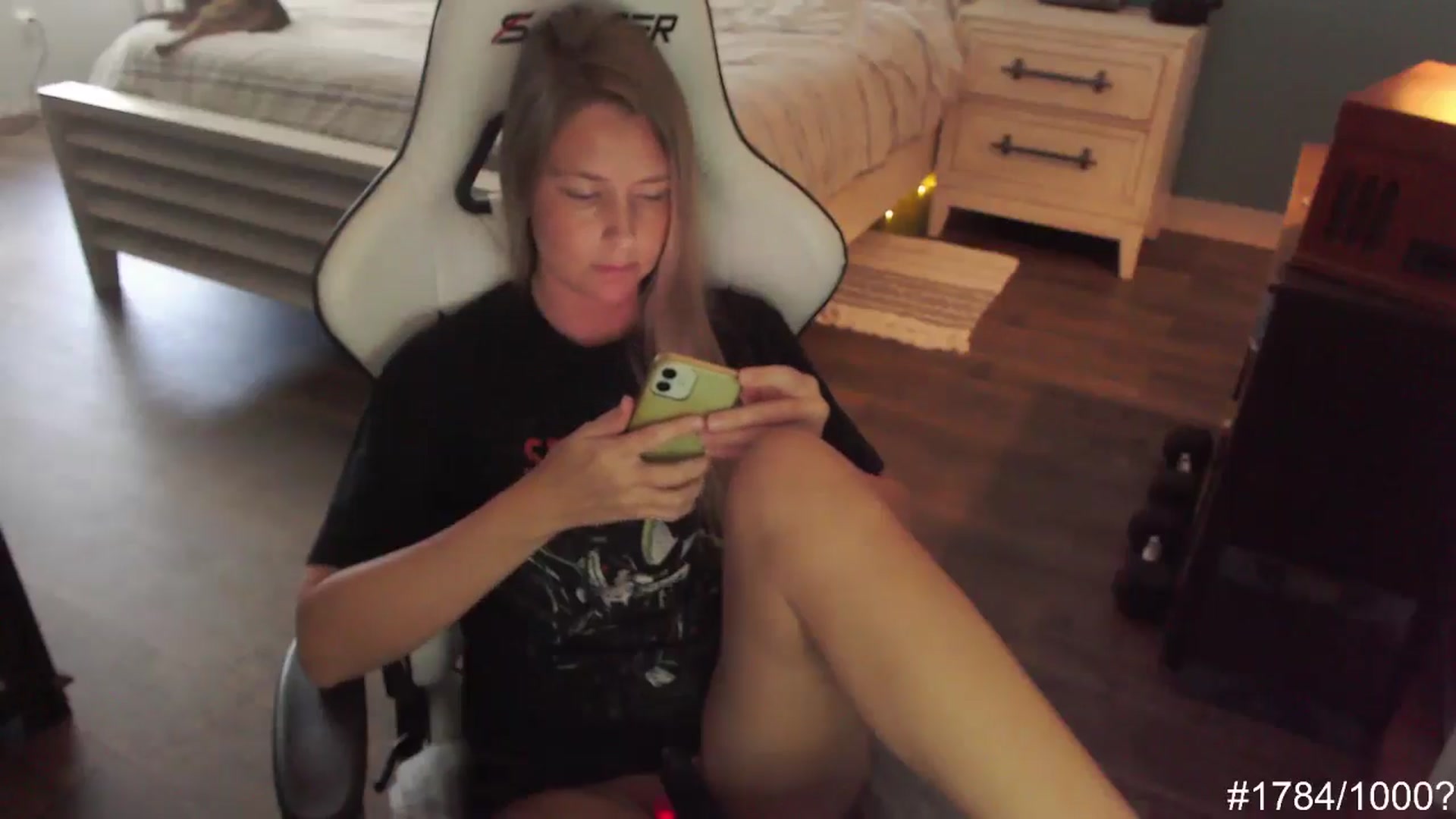 Gallery image thumbnail from ZenZoey's myfreecams stream on, 09/23/2025, 17:24 image 5 of 20