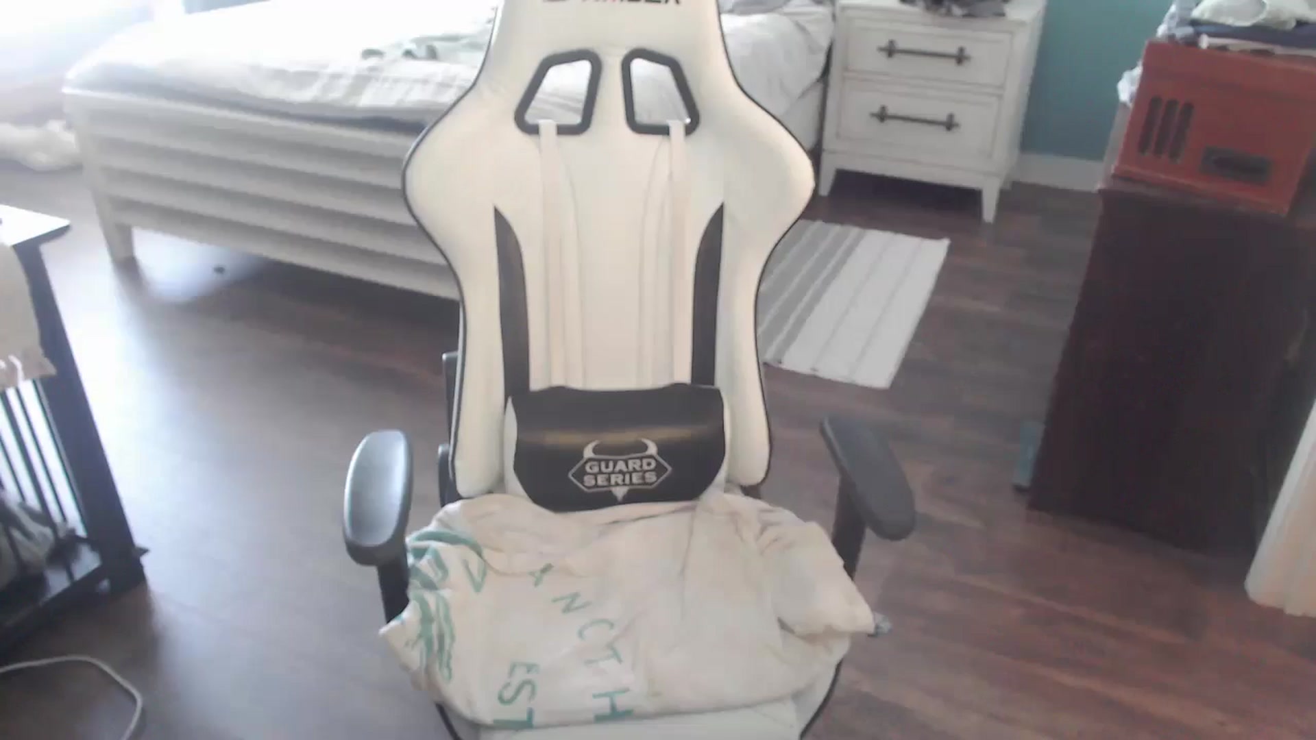 Gallery image thumbnail from ZenZoey's myfreecams stream on, 10/07/2025, 15:42 image 15 of 20