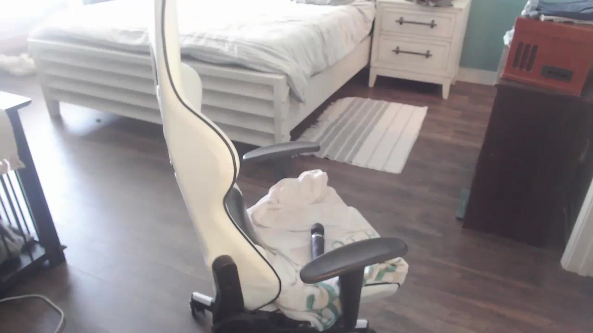 Gallery image thumbnail from ZenZoey's myfreecams stream on, 10/07/2025, 16:08 image 4 of 20
