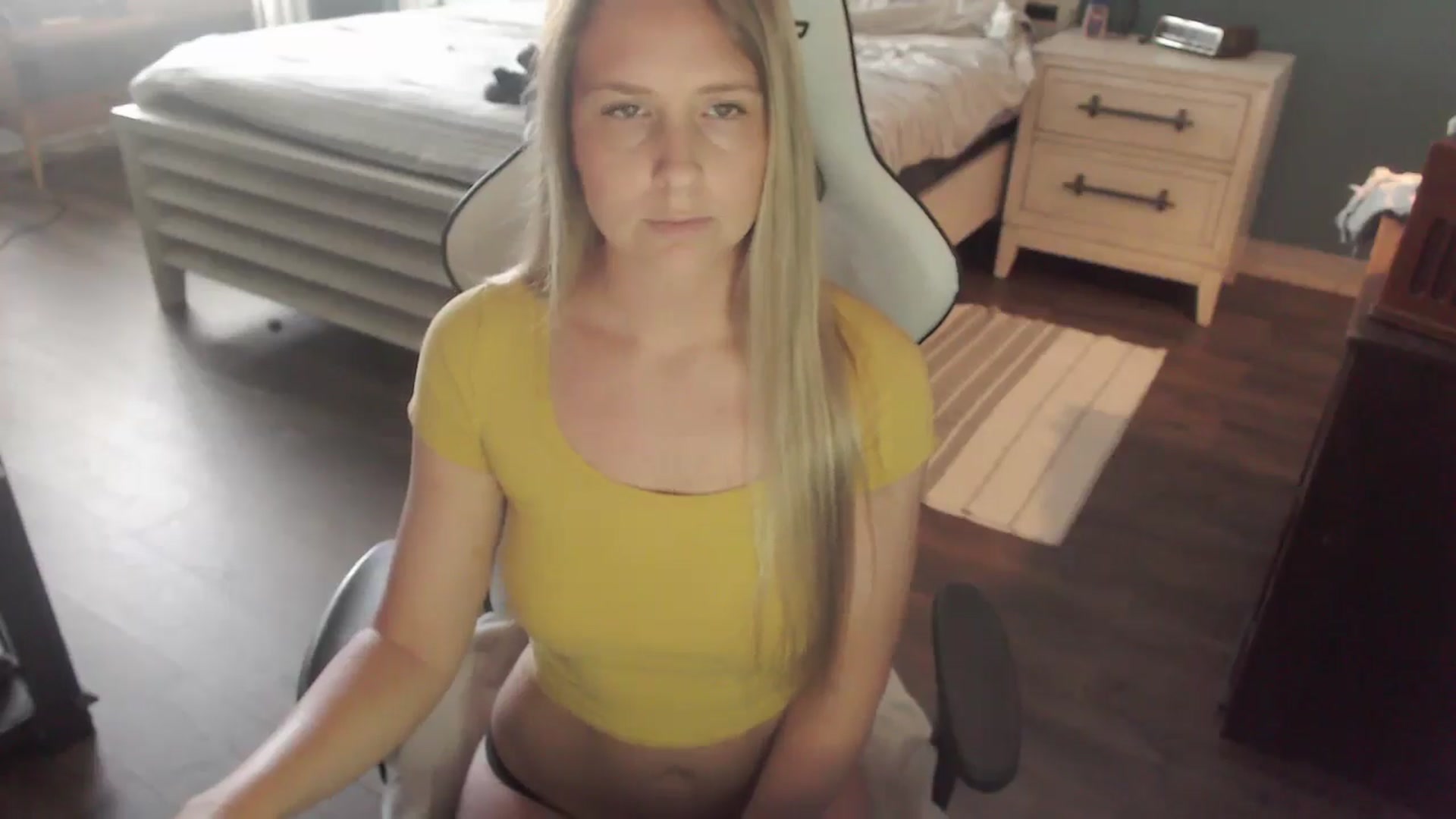 Gallery image thumbnail from ZenZoey's myfreecams stream on, 10/09/2025, 18:11 image 5 of 20