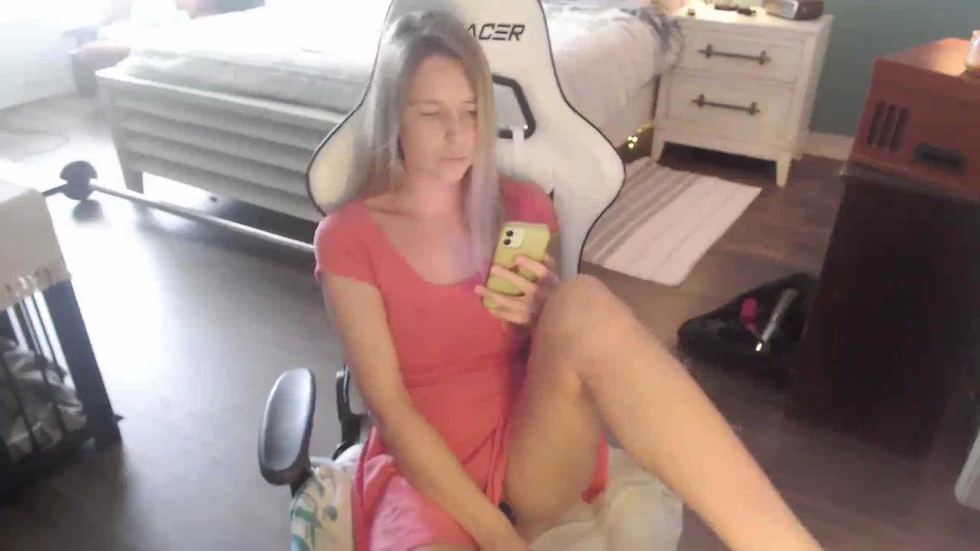 Gallery image thumbnail from ZenZoey's myfreecams stream on, 10/14/2025, 18:58 image 15 of 20