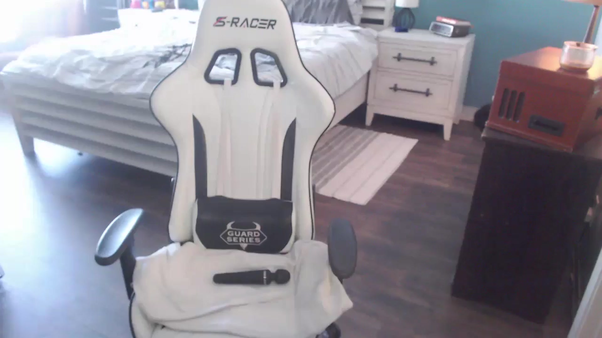 Gallery image thumbnail from ZenZoey's myfreecams stream on, 10/16/2025, 16:51 image 4 of 20