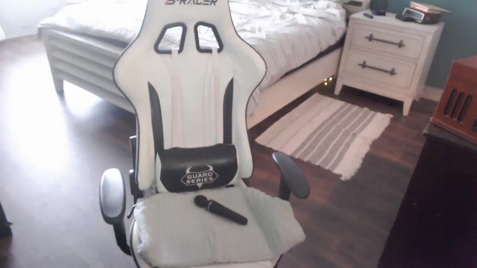 Gallery image thumbnail from ZenZoey's myfreecams stream on, 11/05/2025, 19:03 image 14 of 20