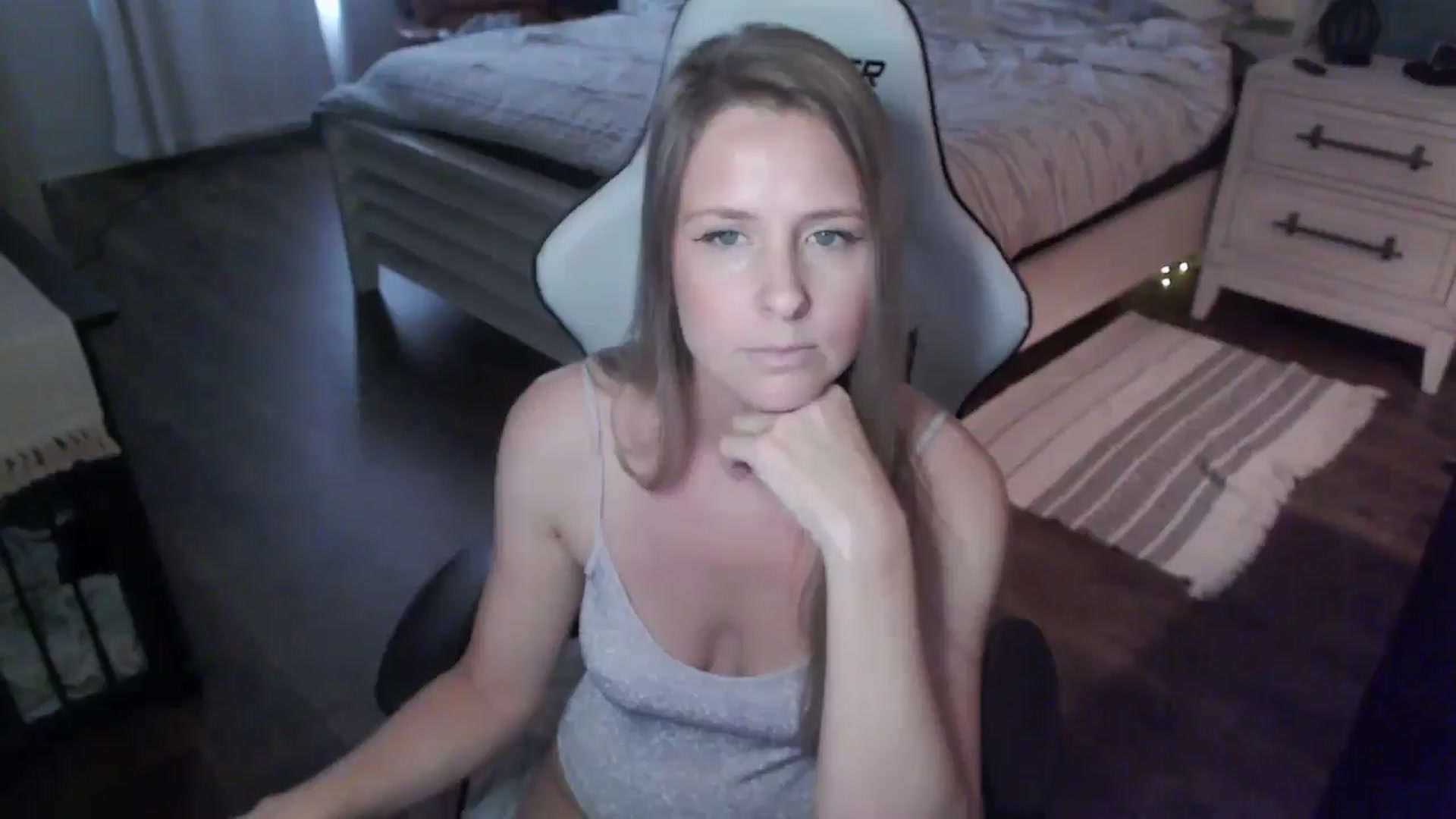 Gallery image thumbnail from ZenZoey's myfreecams stream on, 11/05/2025, 20:22 image 13 of 20