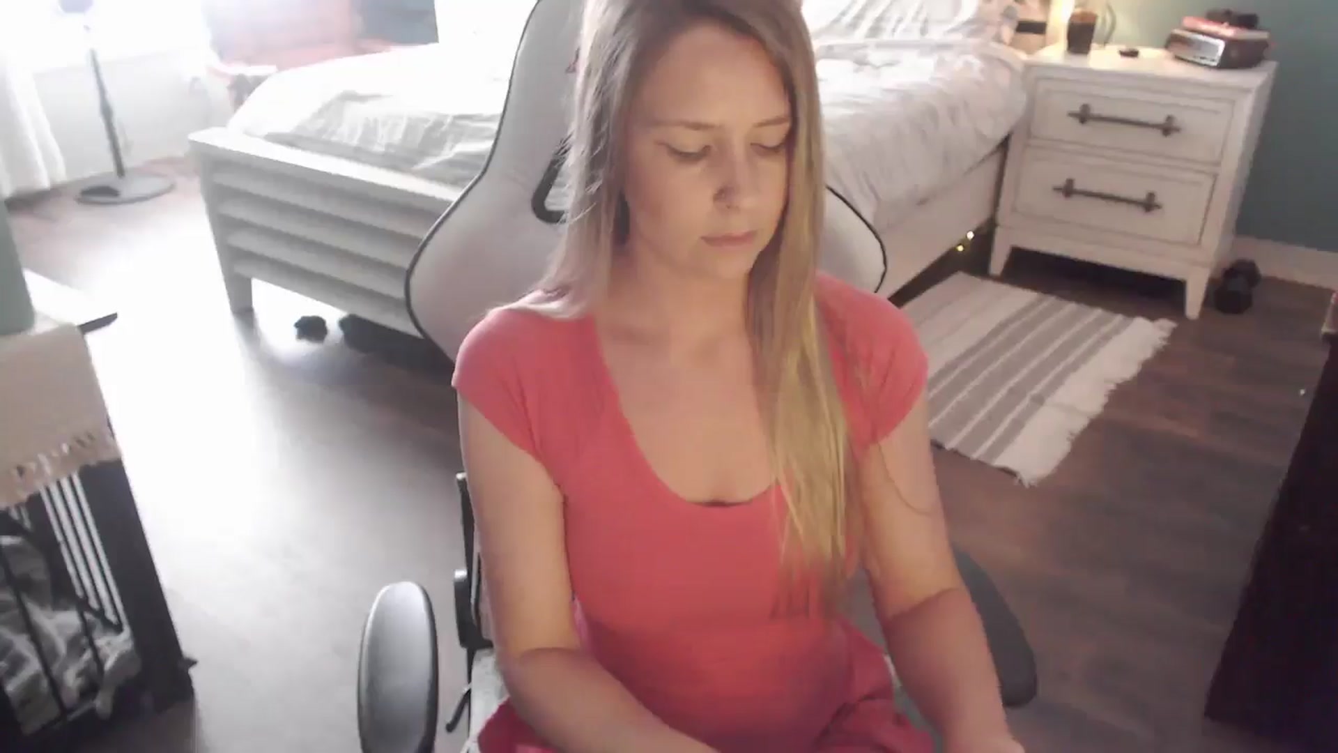 Gallery image thumbnail from ZenZoey's myfreecams stream on, 11/12/2025, 20:14 image 20 of 20