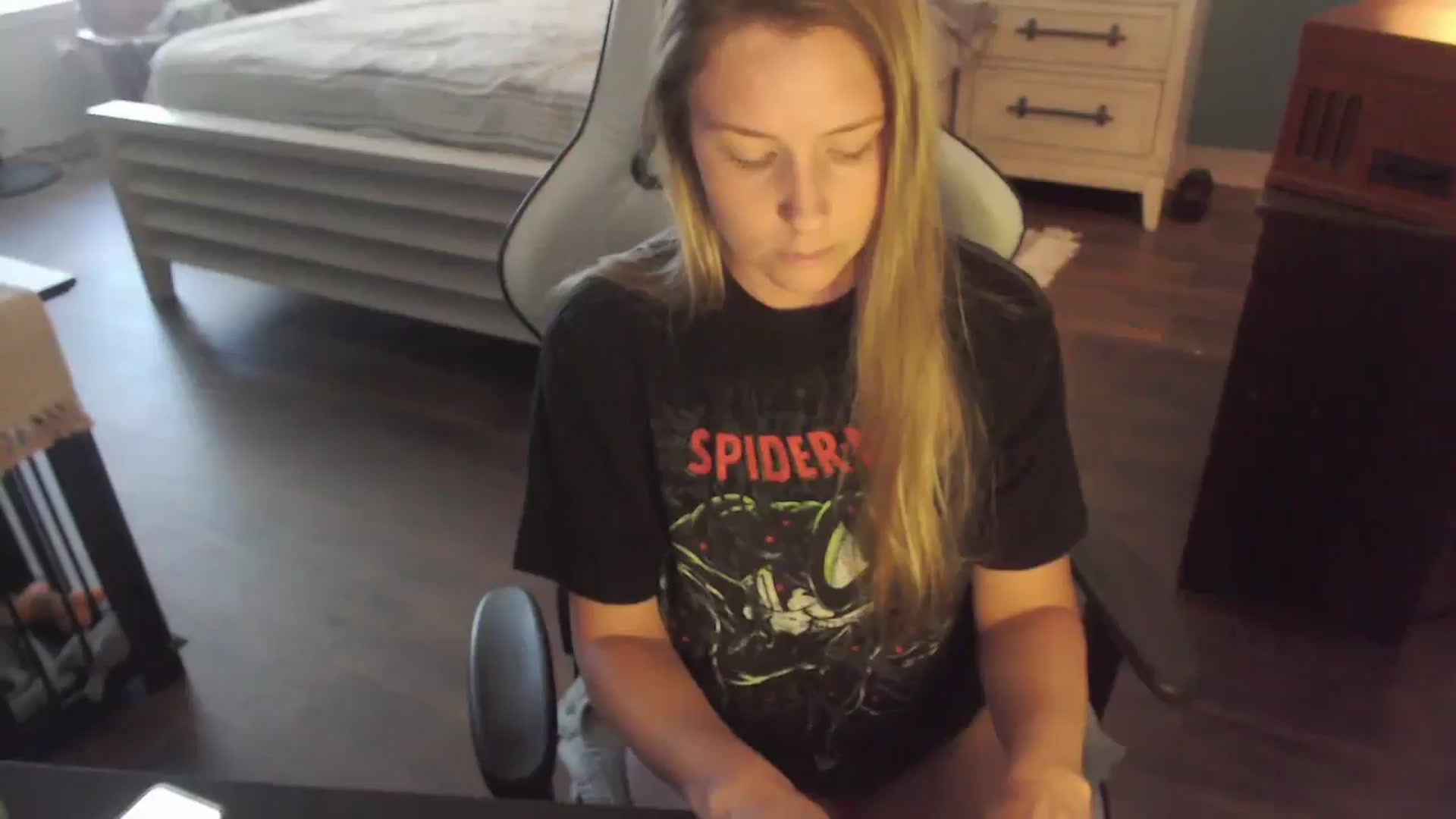 Gallery image thumbnail from ZenZoey's myfreecams stream on, 11/13/2025, 16:58 image 17 of 20