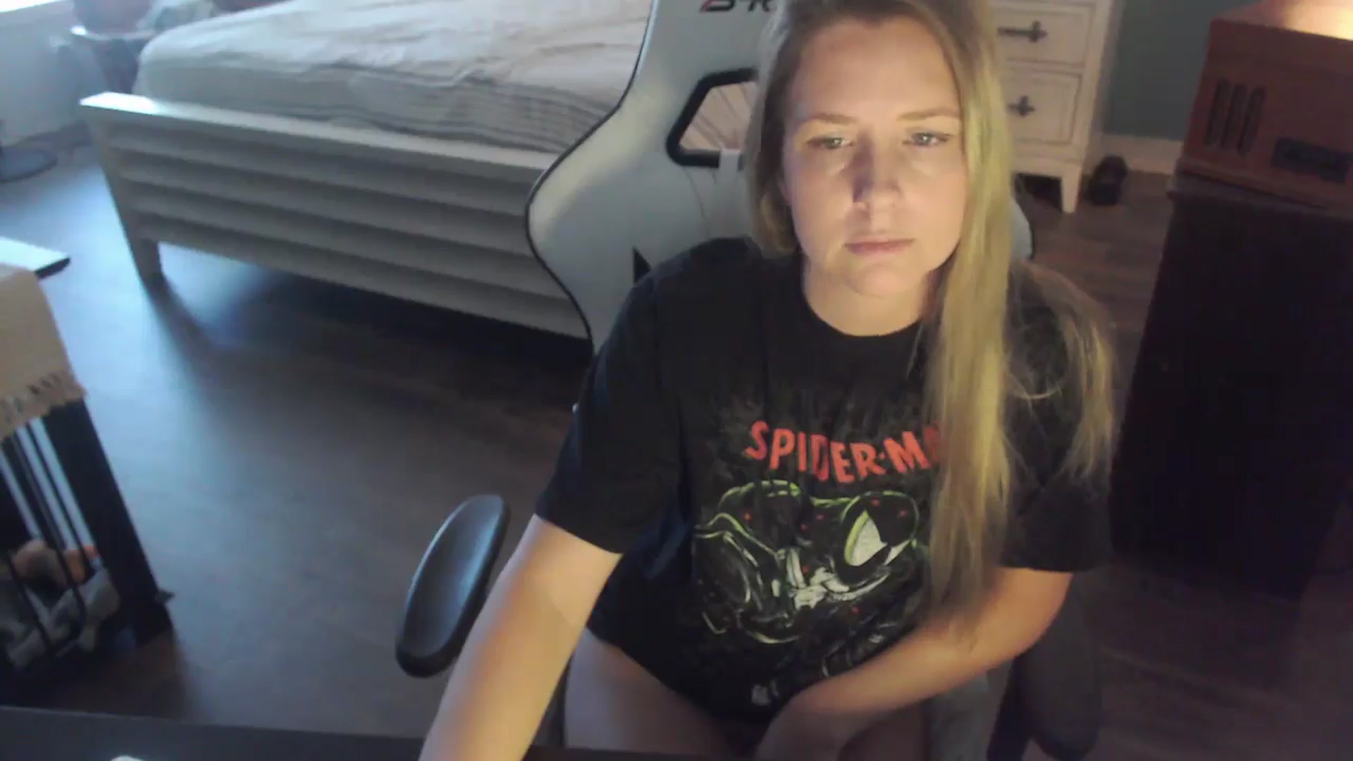 Gallery image thumbnail from ZenZoey's myfreecams stream on, 11/13/2025, 17:31 image 7 of 20