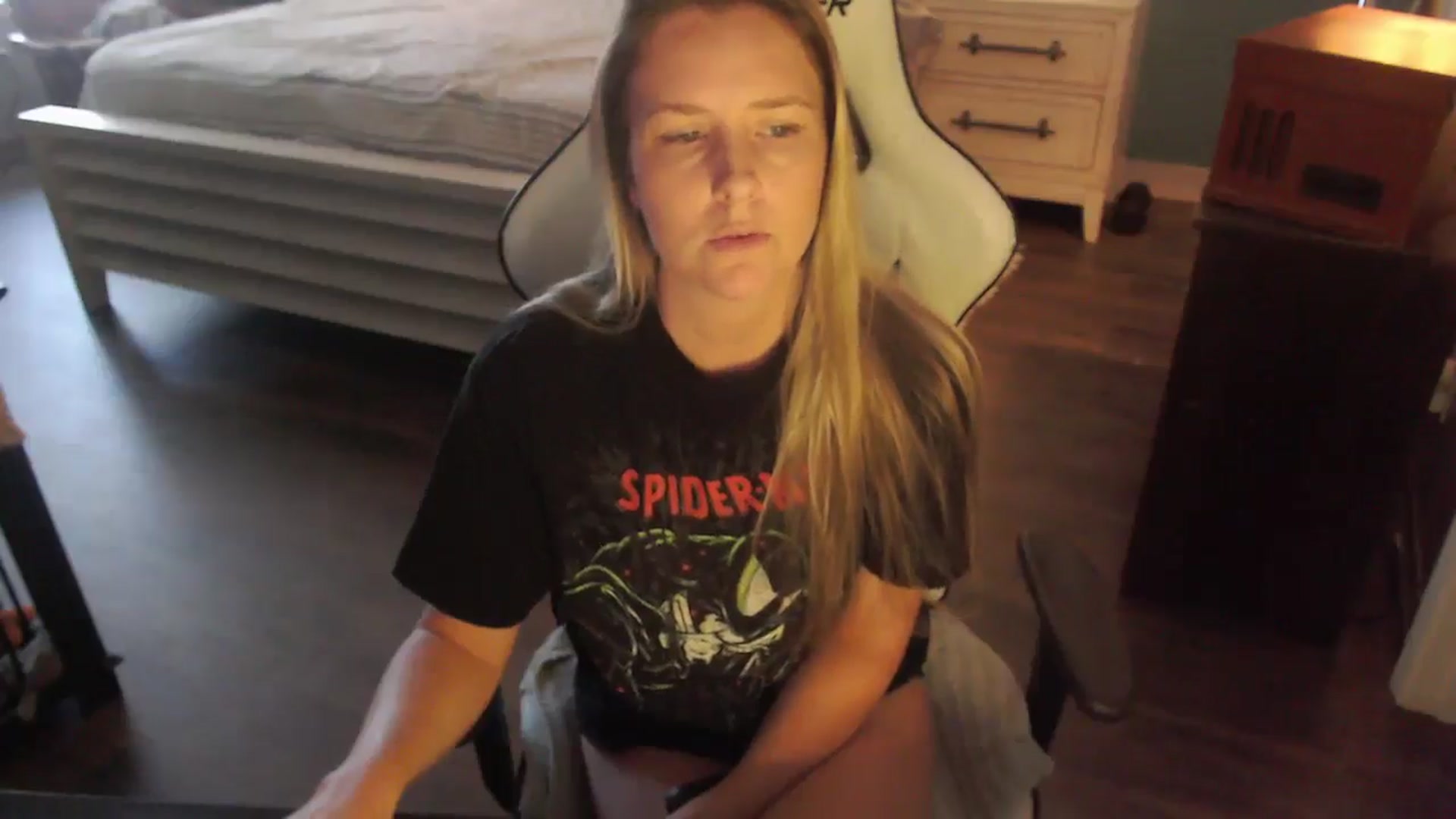 Gallery image thumbnail from ZenZoey's myfreecams stream on, 11/13/2025, 17:50 image 4 of 20