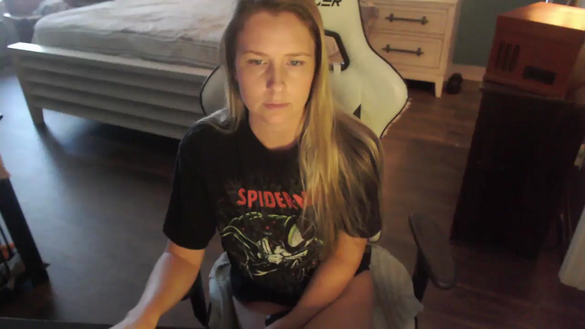 Gallery image thumbnail from ZenZoey's myfreecams stream on, 11/13/2025, 17:50 image 5 of 20