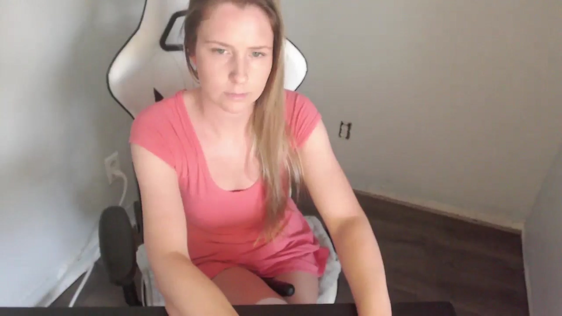 Gallery image thumbnail from ZenZoey's myfreecams stream on, 11/13/2025, 20:57 image 16 of 20
