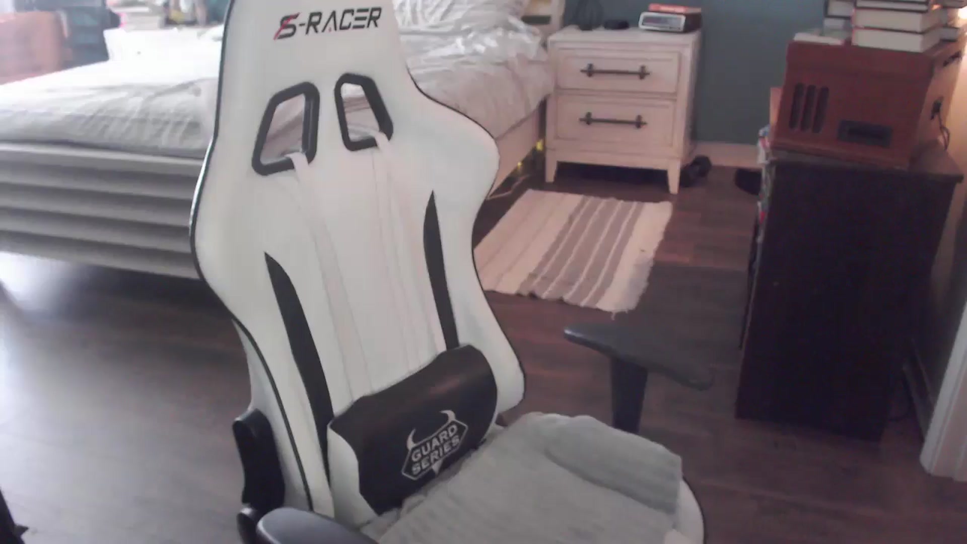 Gallery image thumbnail from ZenZoey's myfreecams stream on, 11/25/2025, 19:37 image 11 of 20