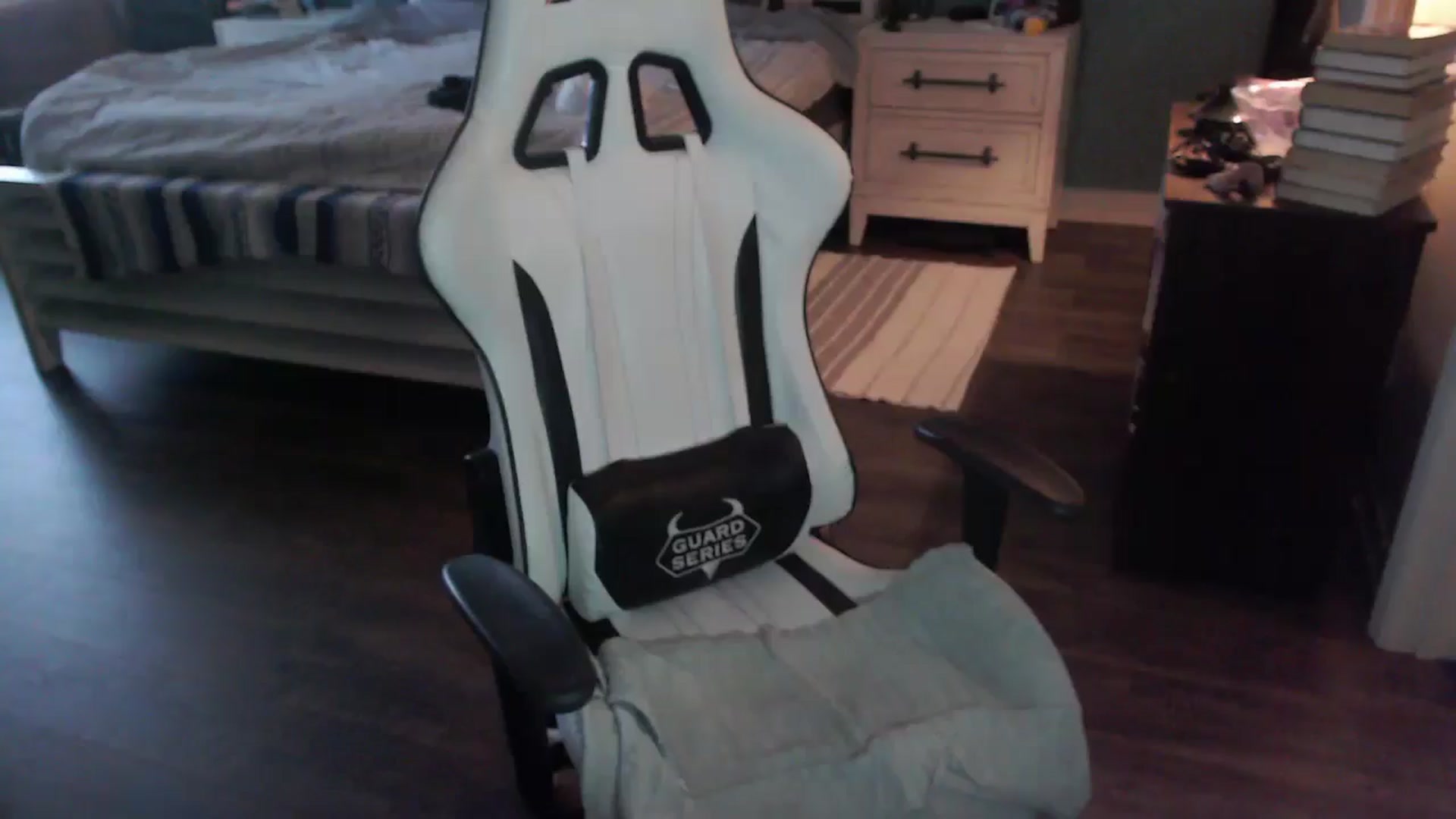 Gallery image thumbnail from ZenZoey's myfreecams stream on, 12/10/2025, 22:09 image 18 of 20