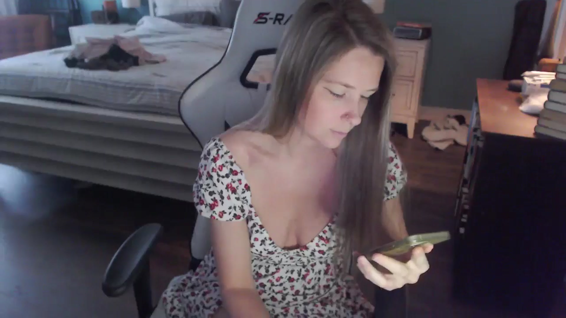 Gallery image thumbnail from ZenZoey's myfreecams stream on, 01/02/2026, 19:29 image 20 of 20