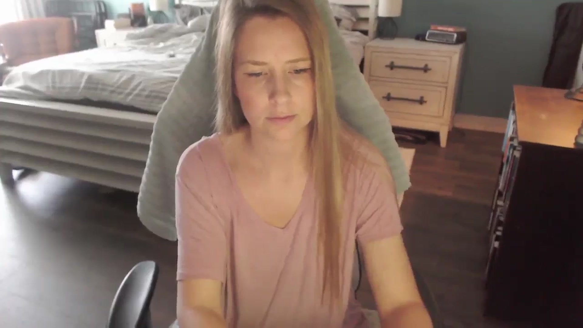 Gallery image thumbnail from ZenZoey's myfreecams stream on, 01/07/2026, 18:24 image 4 of 20