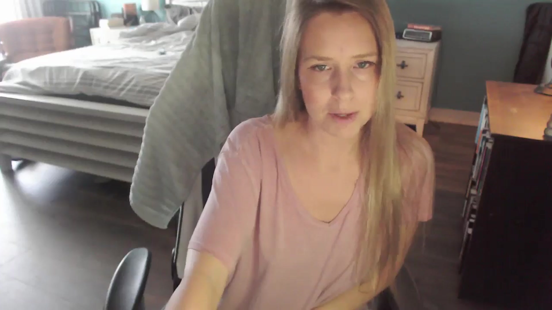 Gallery image thumbnail from ZenZoey's myfreecams stream on, 01/07/2026, 18:24 image 8 of 20