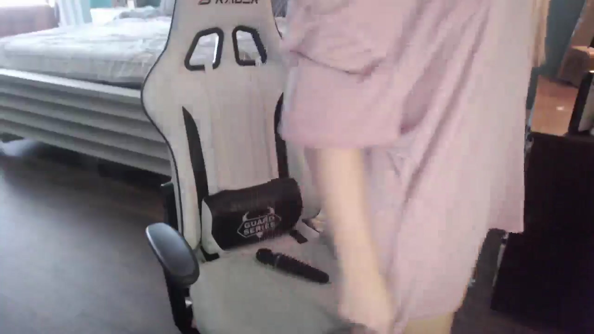 Gallery image thumbnail from ZenZoey's myfreecams stream on, 01/26/2026, 19:14 image 19 of 20