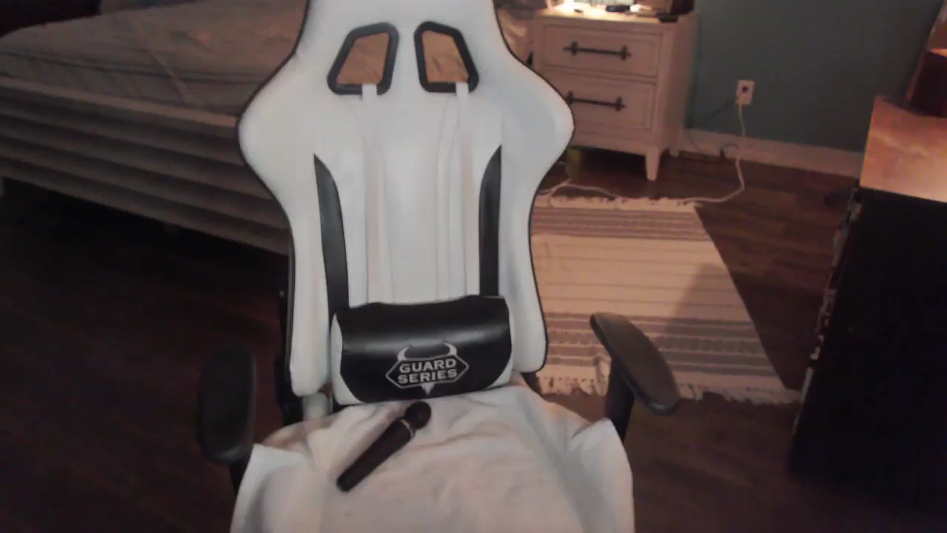Gallery image thumbnail from ZenZoey's myfreecams stream on, 01/28/2026, 16:22 image 8 of 20