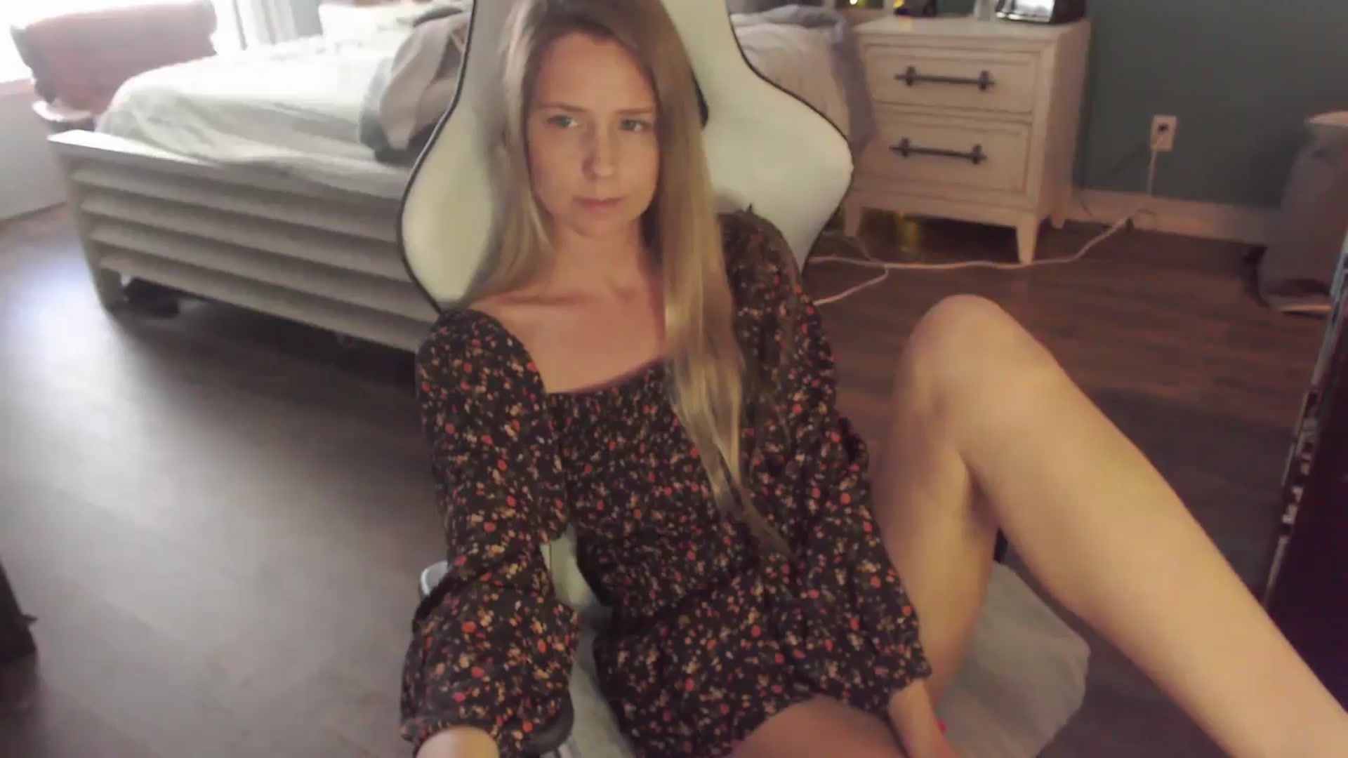 Gallery image thumbnail from ZenZoey's myfreecams stream on, 02/03/2026, 19:57 image 7 of 20