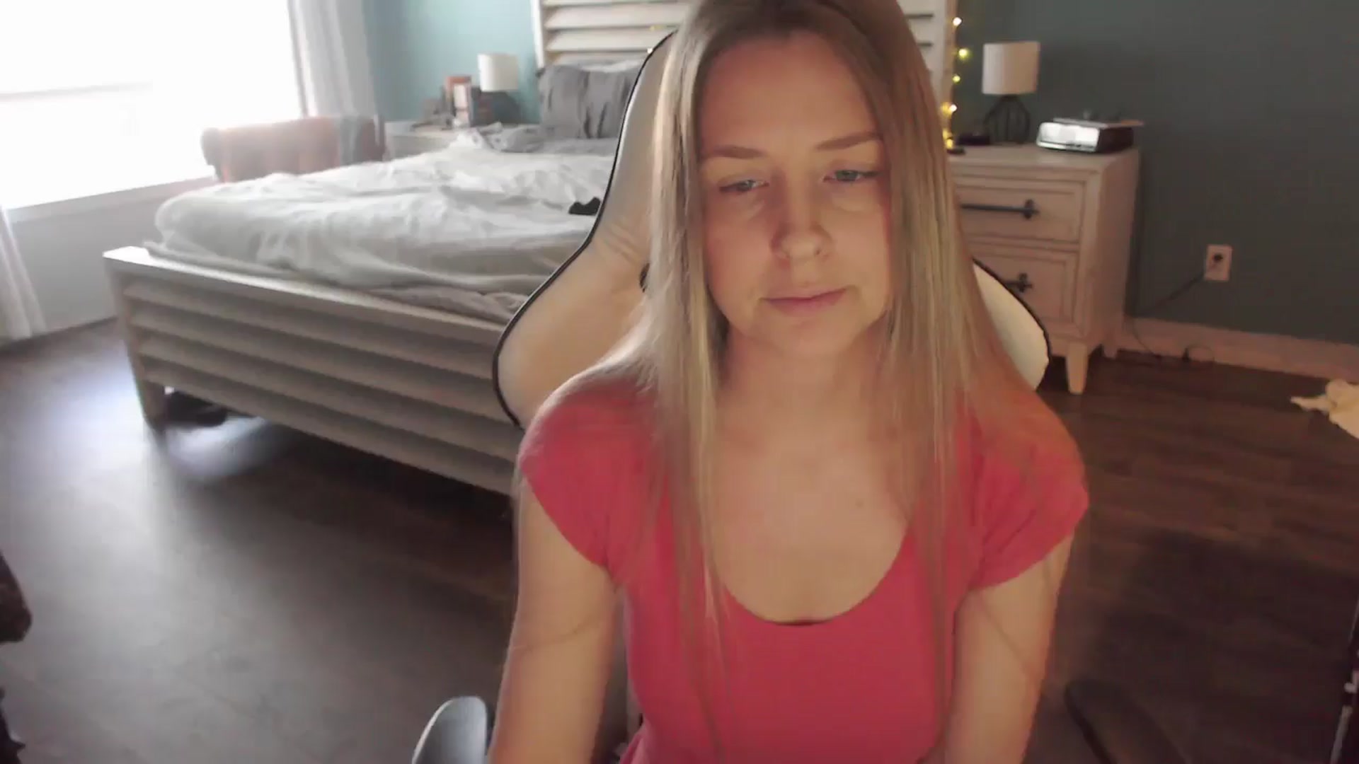 Gallery image thumbnail from ZenZoey's myfreecams stream on, 02/10/2026, 18:56 image 1 of 20