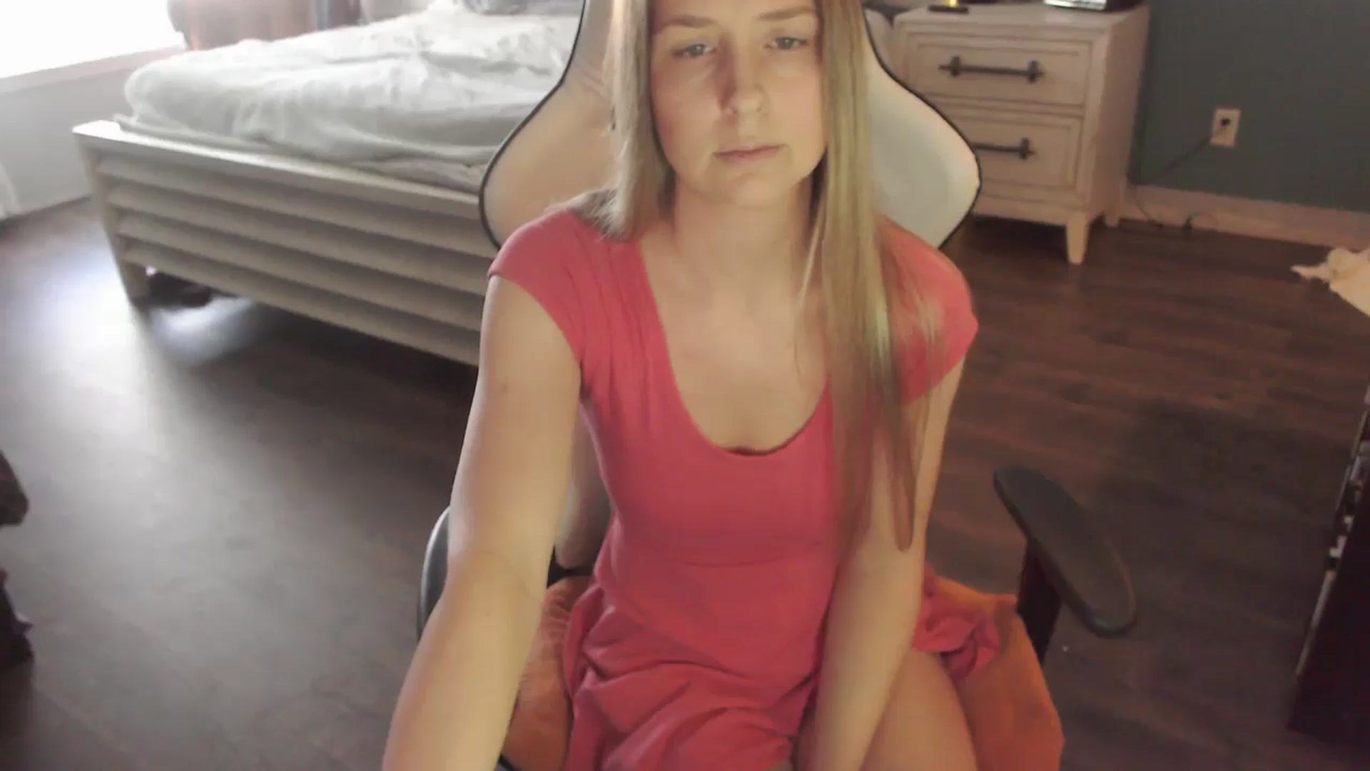 Gallery image thumbnail from ZenZoey's myfreecams stream on, 02/10/2026, 18:56 image 10 of 20