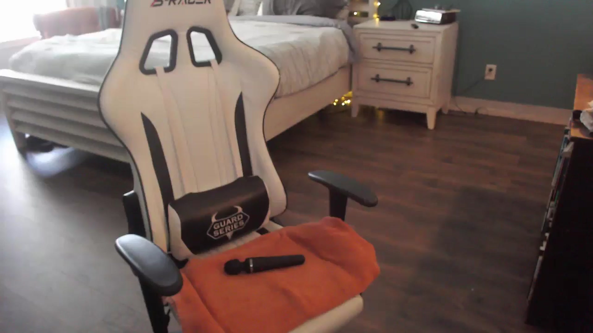 Gallery image thumbnail from ZenZoey's myfreecams stream on, 02/11/2026, 17:30 image 5 of 20