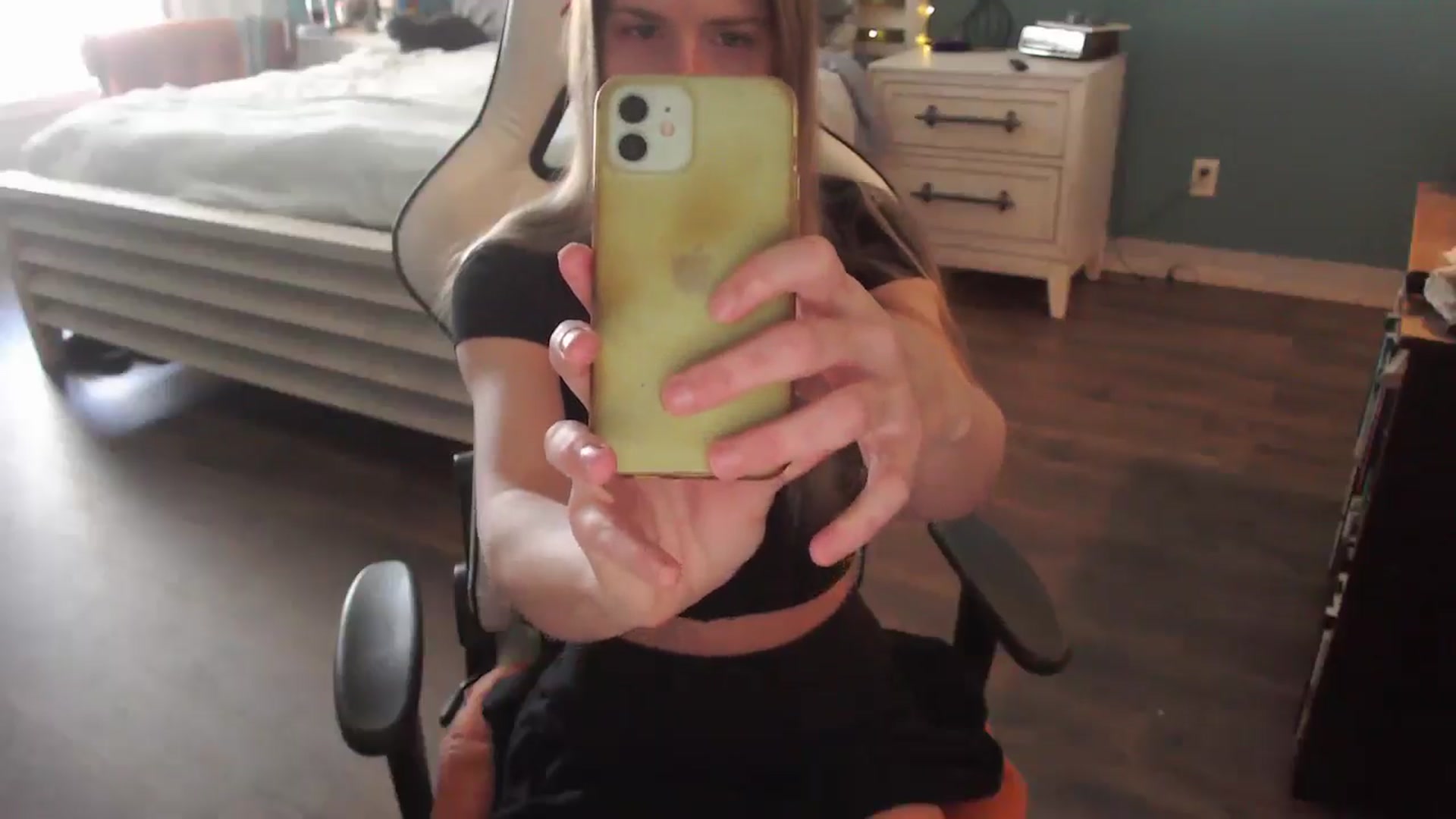 Gallery image thumbnail from ZenZoey's myfreecams stream on, 02/11/2026, 17:30 image 3 of 20