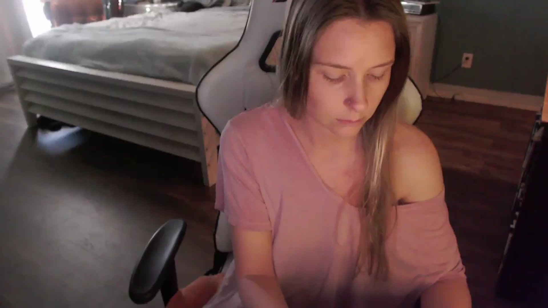 Gallery image thumbnail from ZenZoey's myfreecams stream on, 02/11/2026, 21:19 image 3 of 20