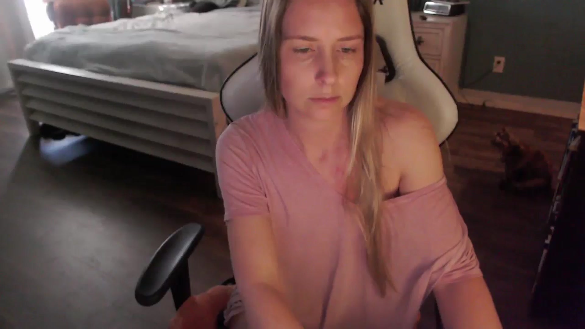 Gallery image thumbnail from ZenZoey's myfreecams stream on, 02/11/2026, 21:19 image 9 of 20